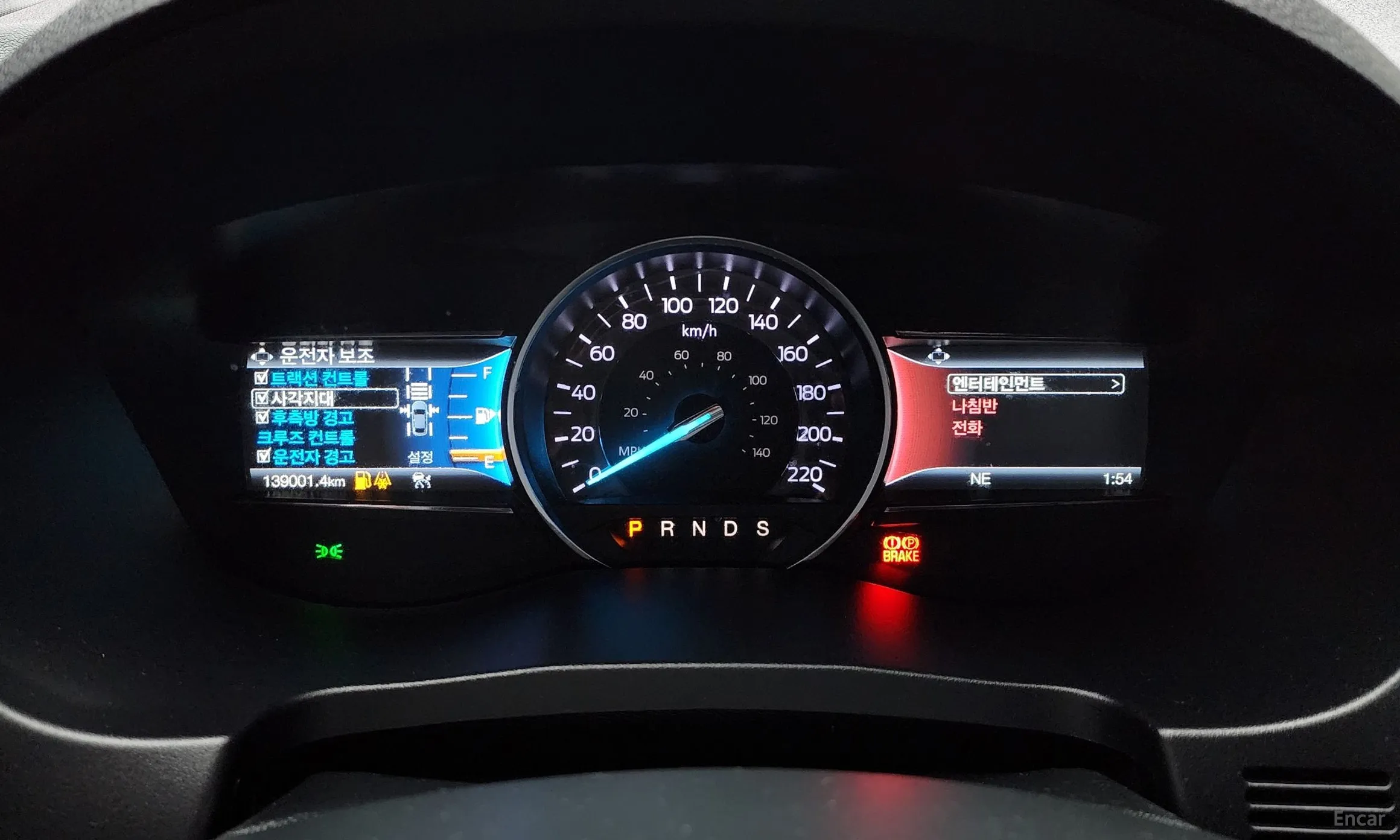 Ford Explorer превью 8