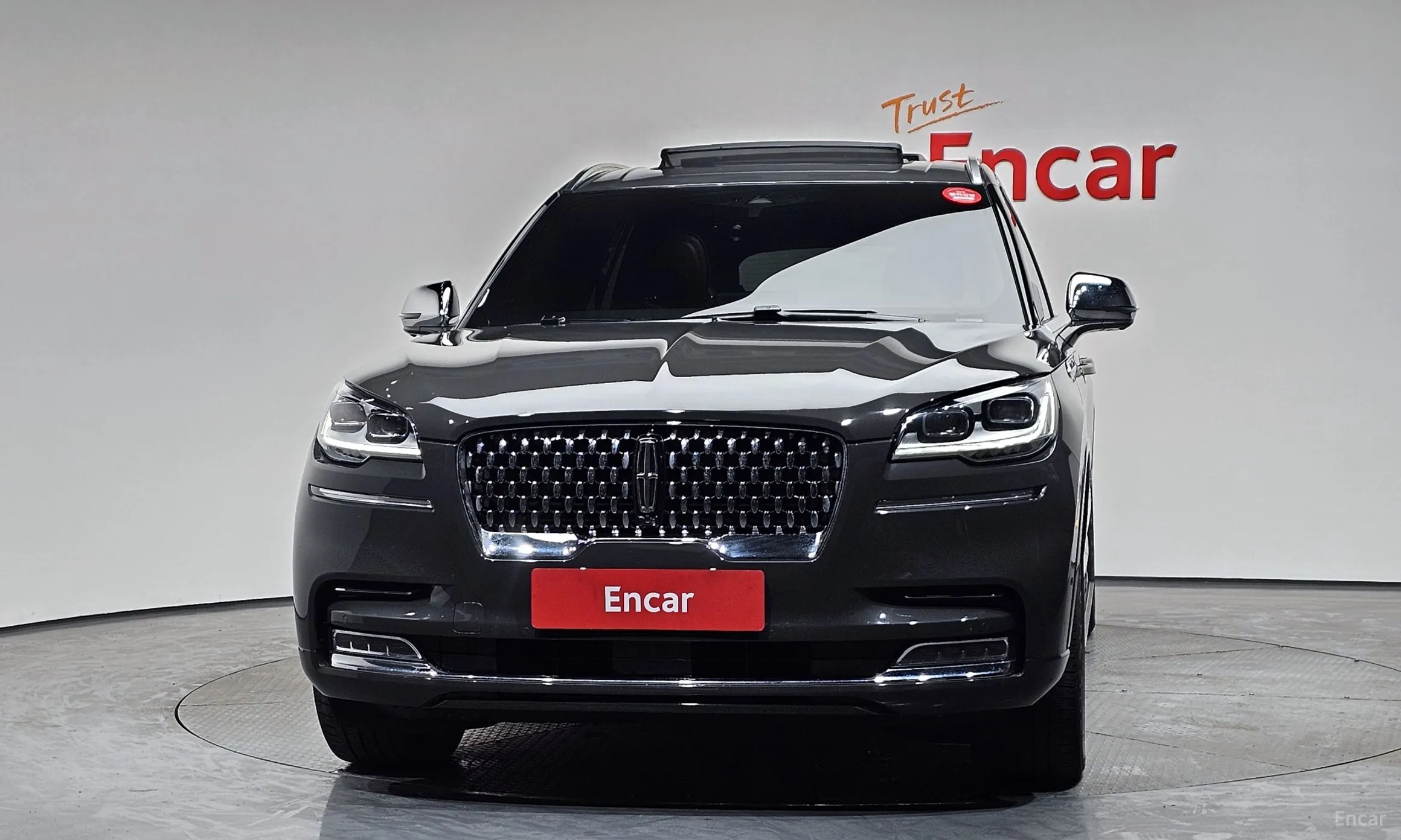 Lincoln Aviator 2nd Generation превью 3