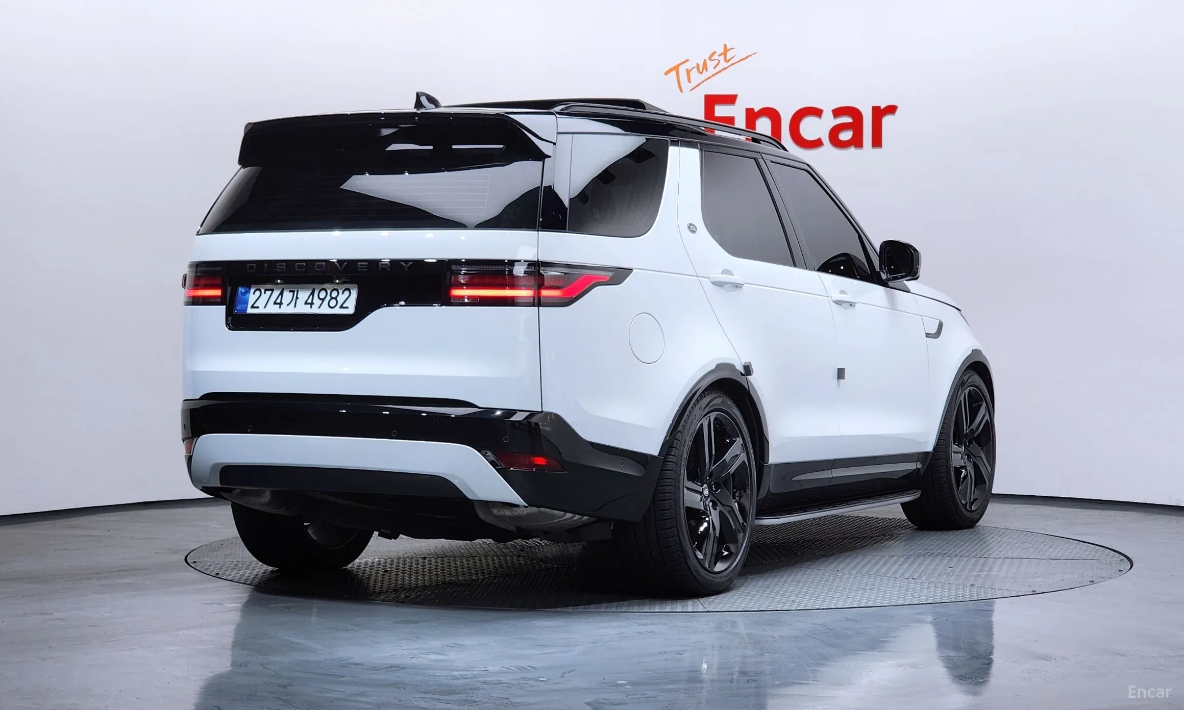 Land Rover Discovery 5 превью 2