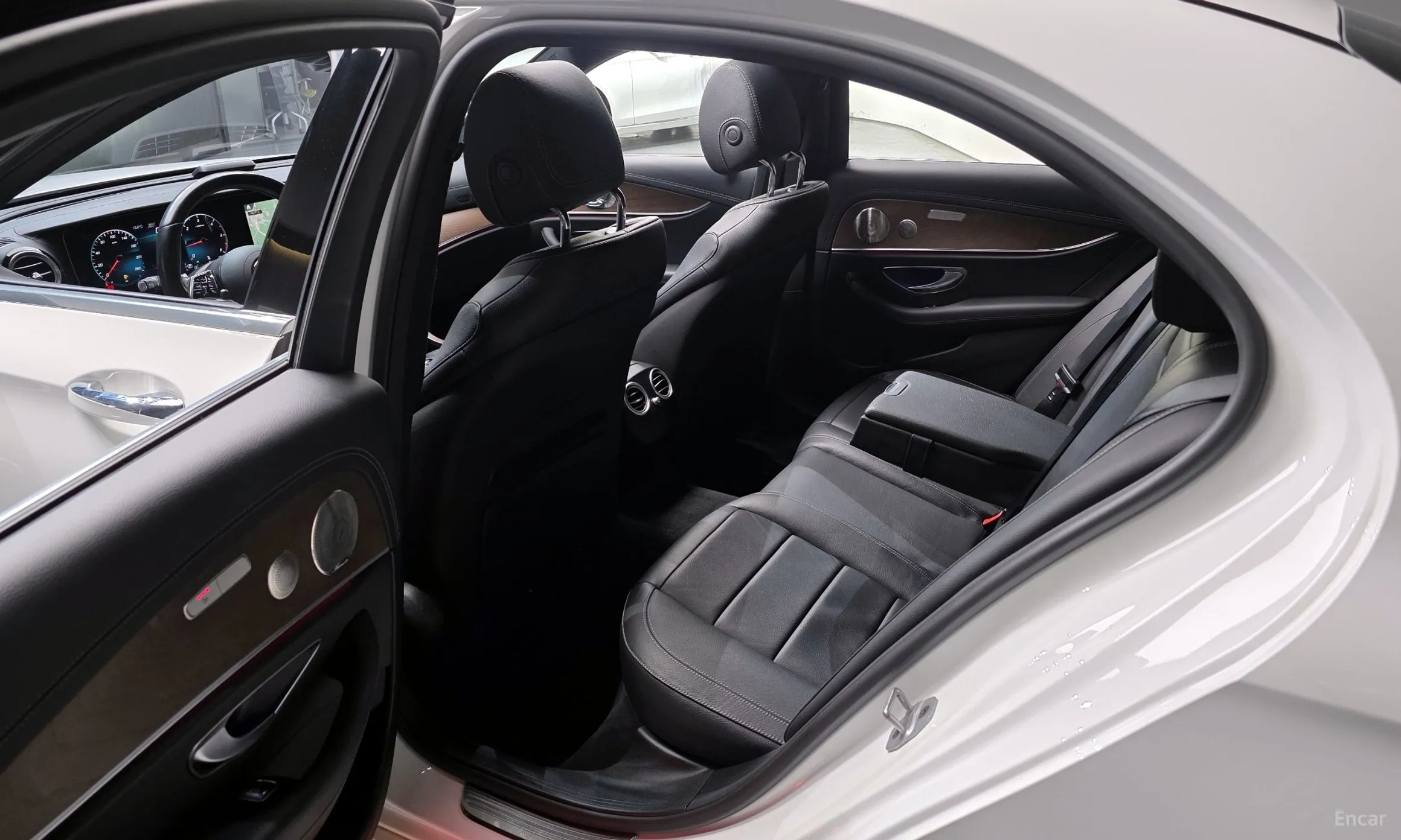Mercedes Benz E-Class W213 превью 12