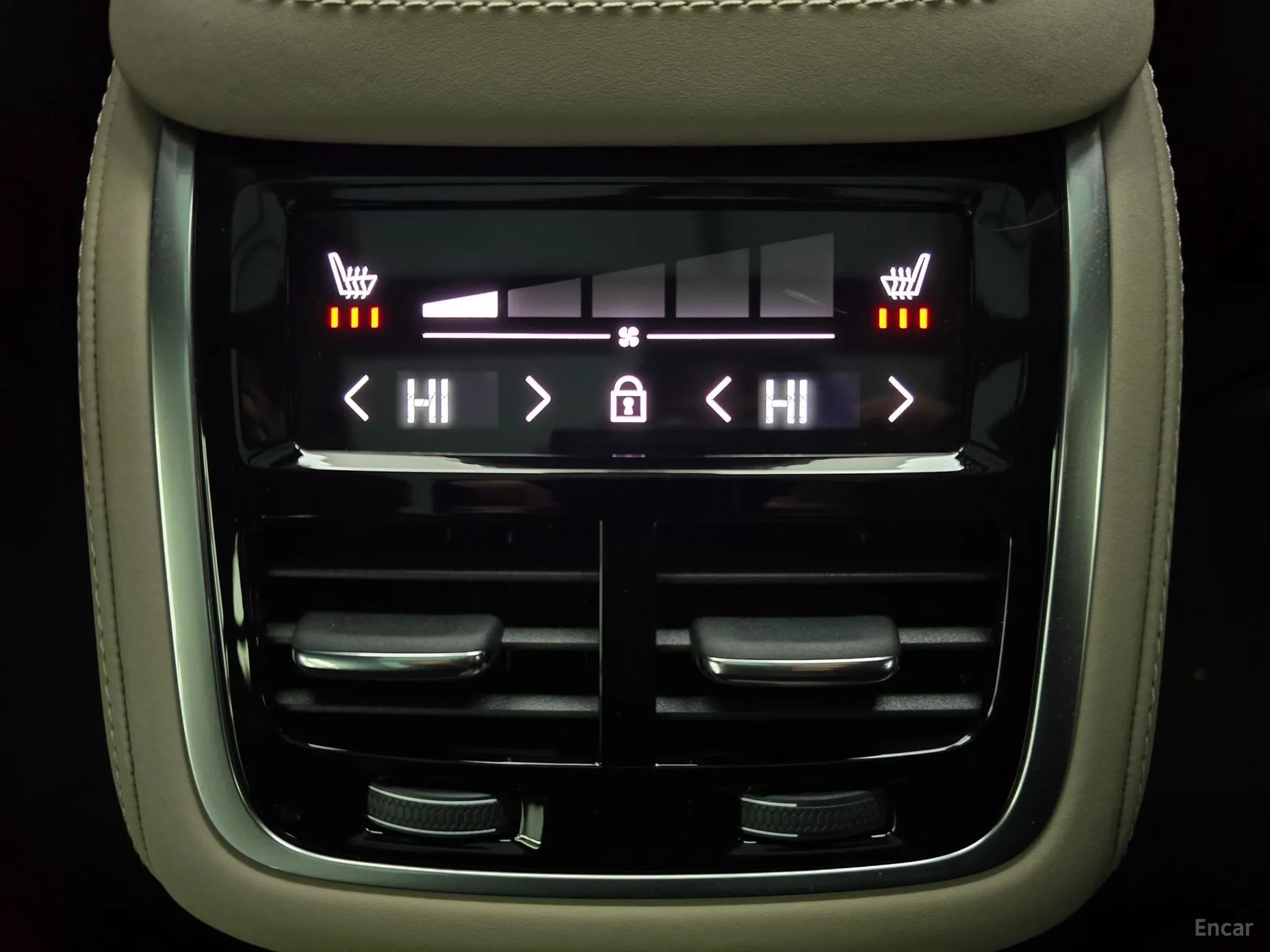 Volvo XC90 Gen 2 превью 17
