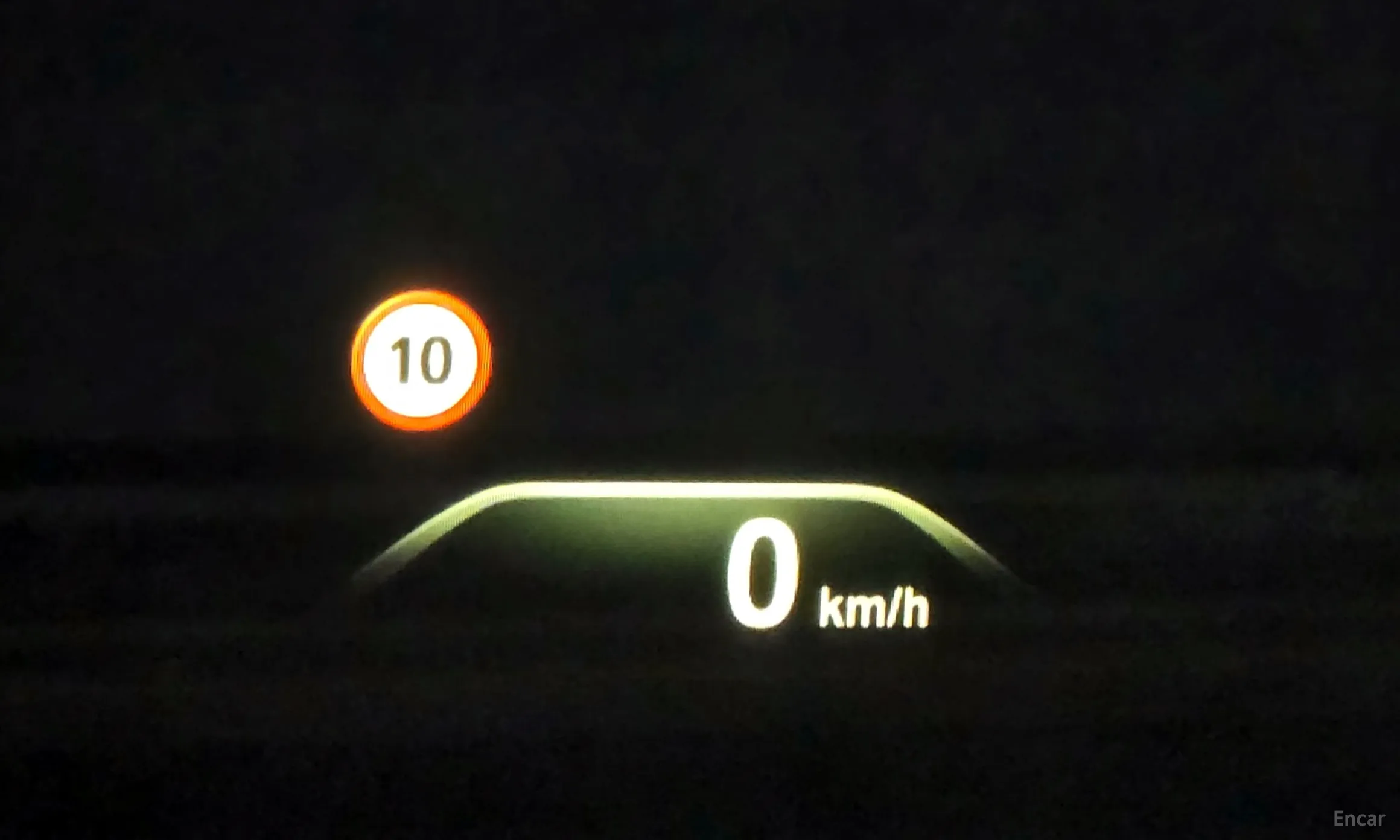 BMW 5 Series (G30) превью 16