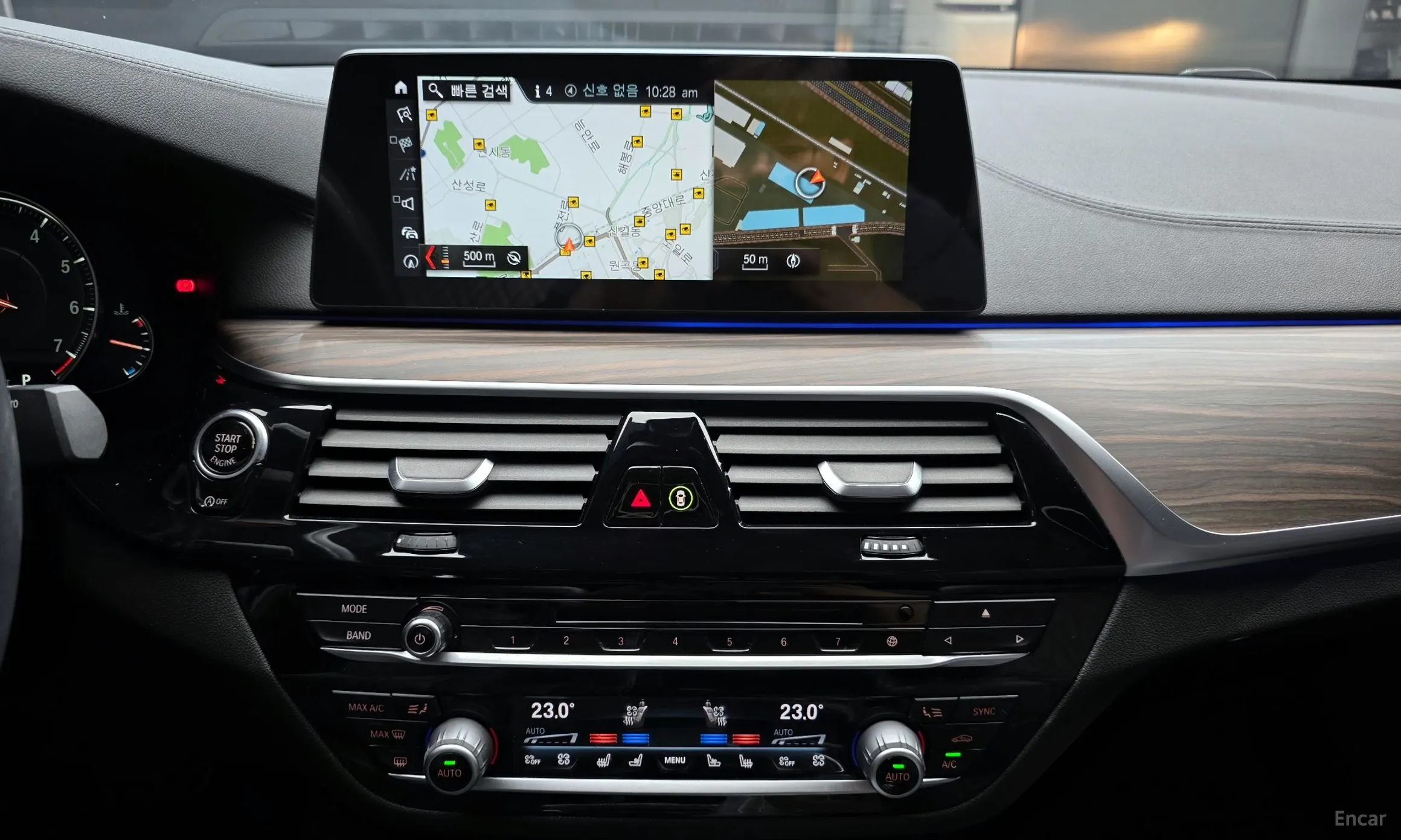 BMW 5 Series (G30) превью 18
