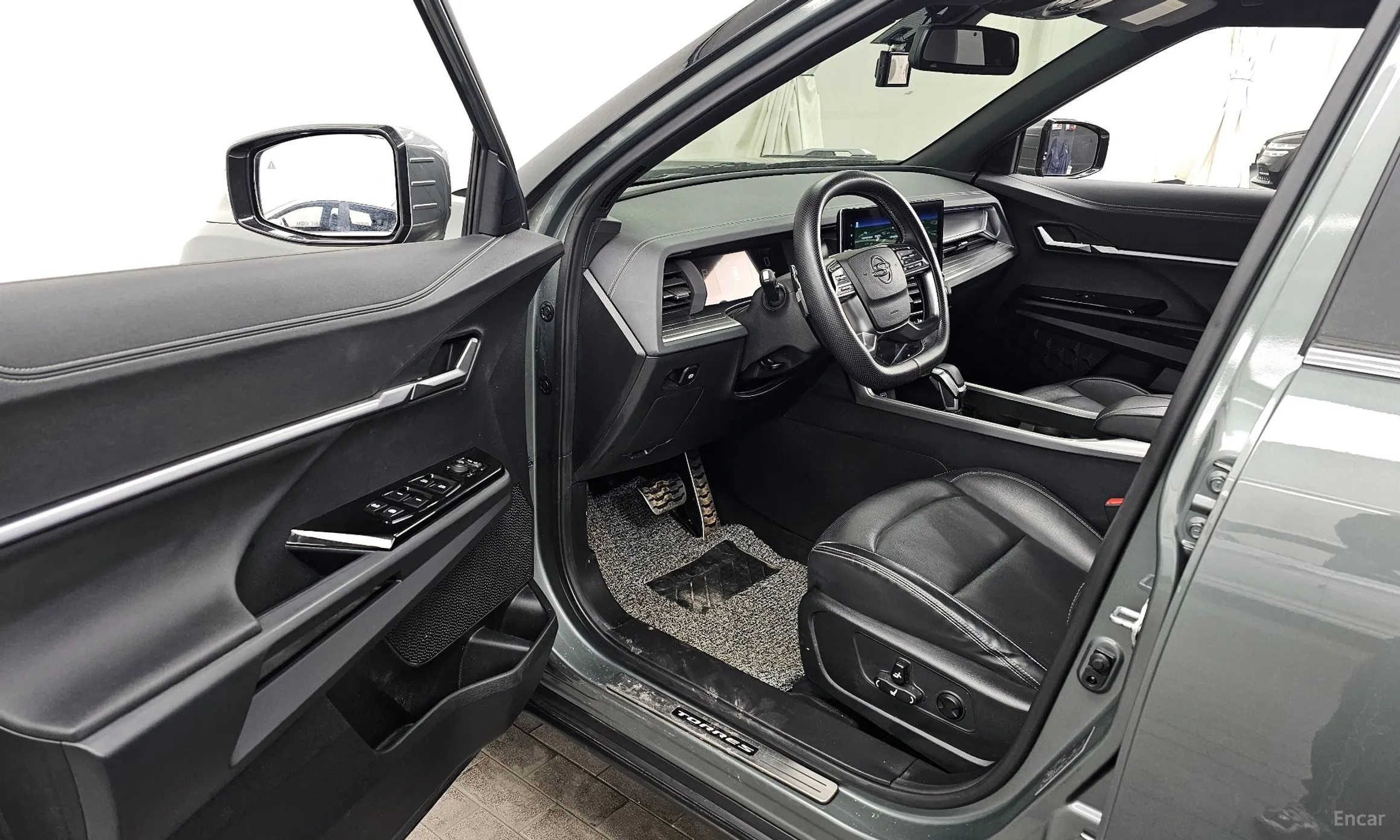 KG Mobility (SsangYong) Torres превью 10