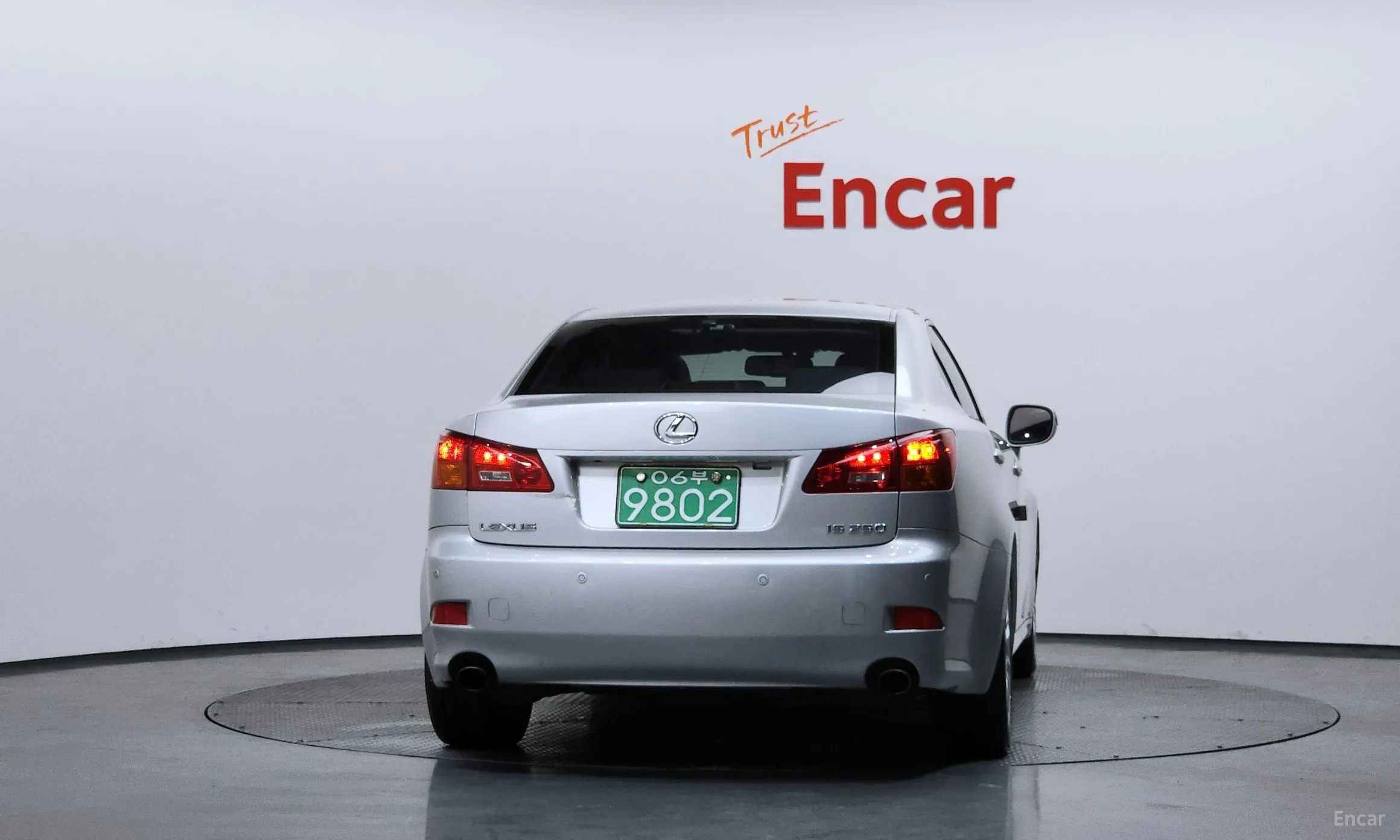 Lexus IS250 превью 4