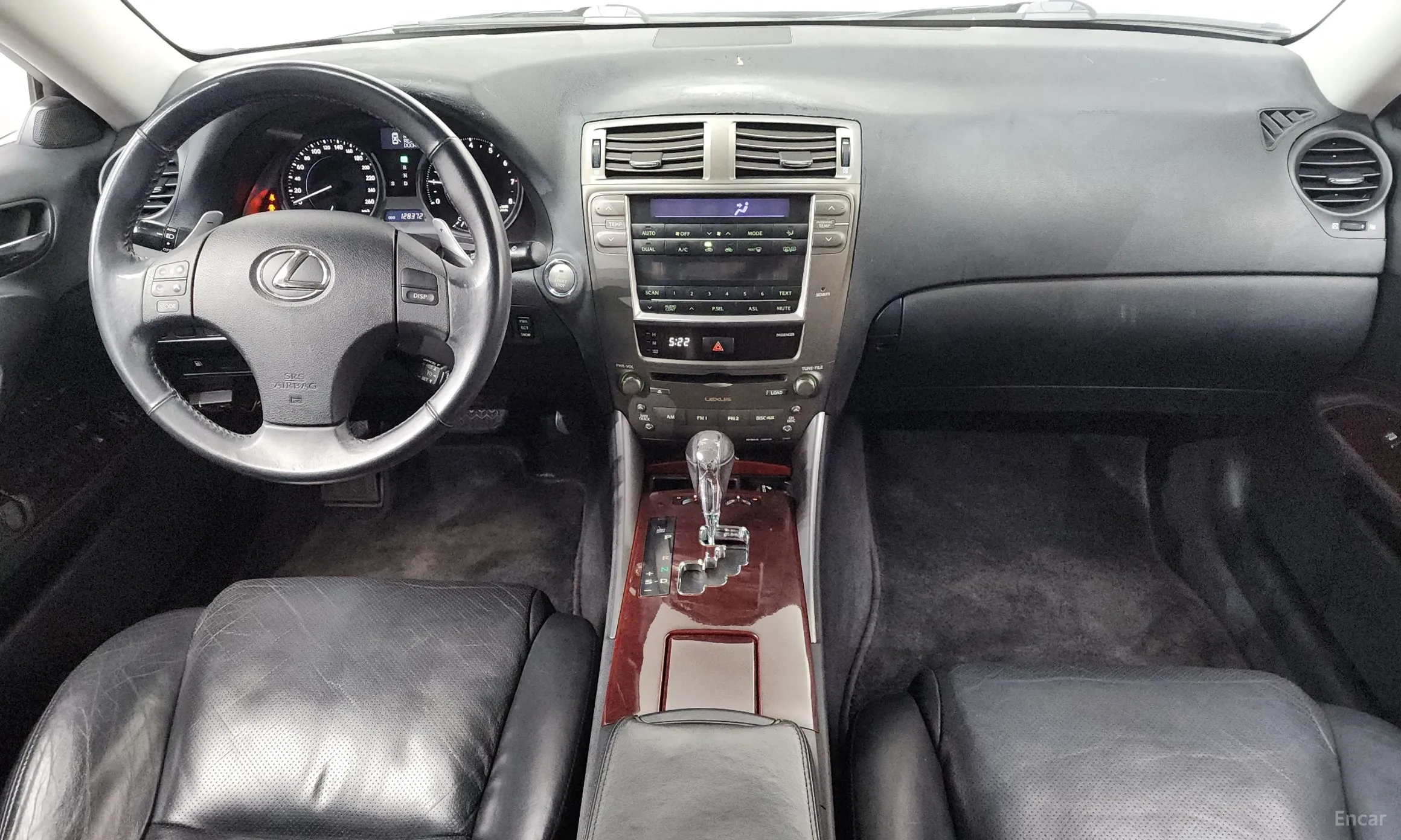 Lexus IS250 превью 7