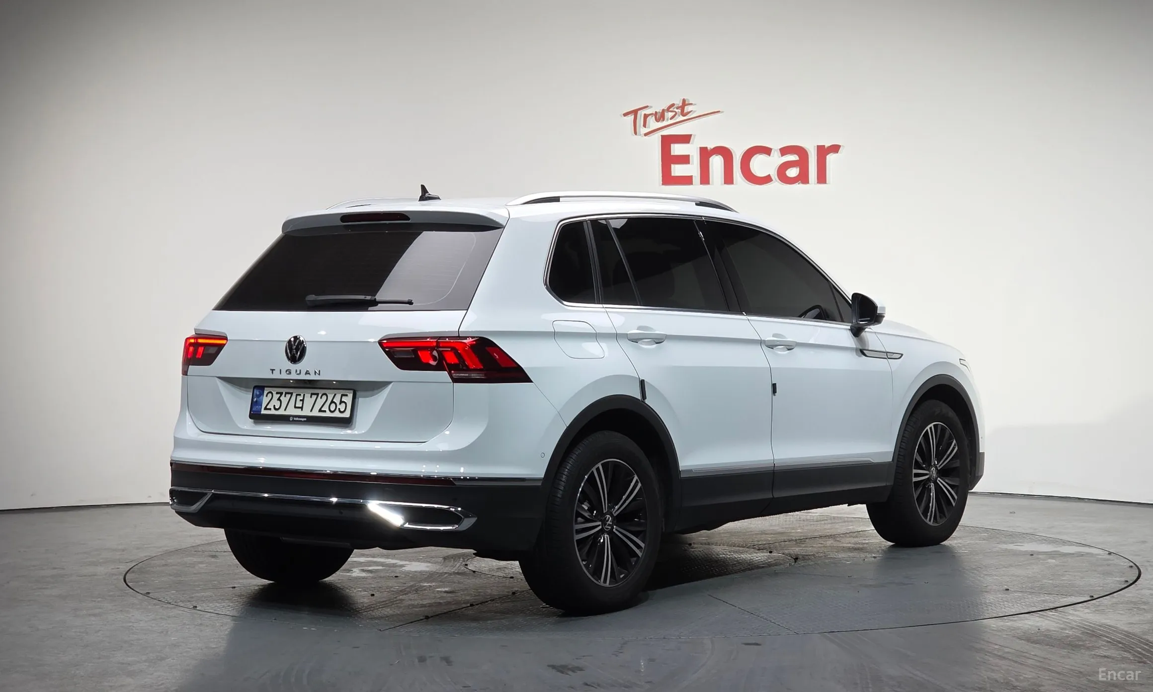 Volkswagen Tiguan 2nd Generation превью 2