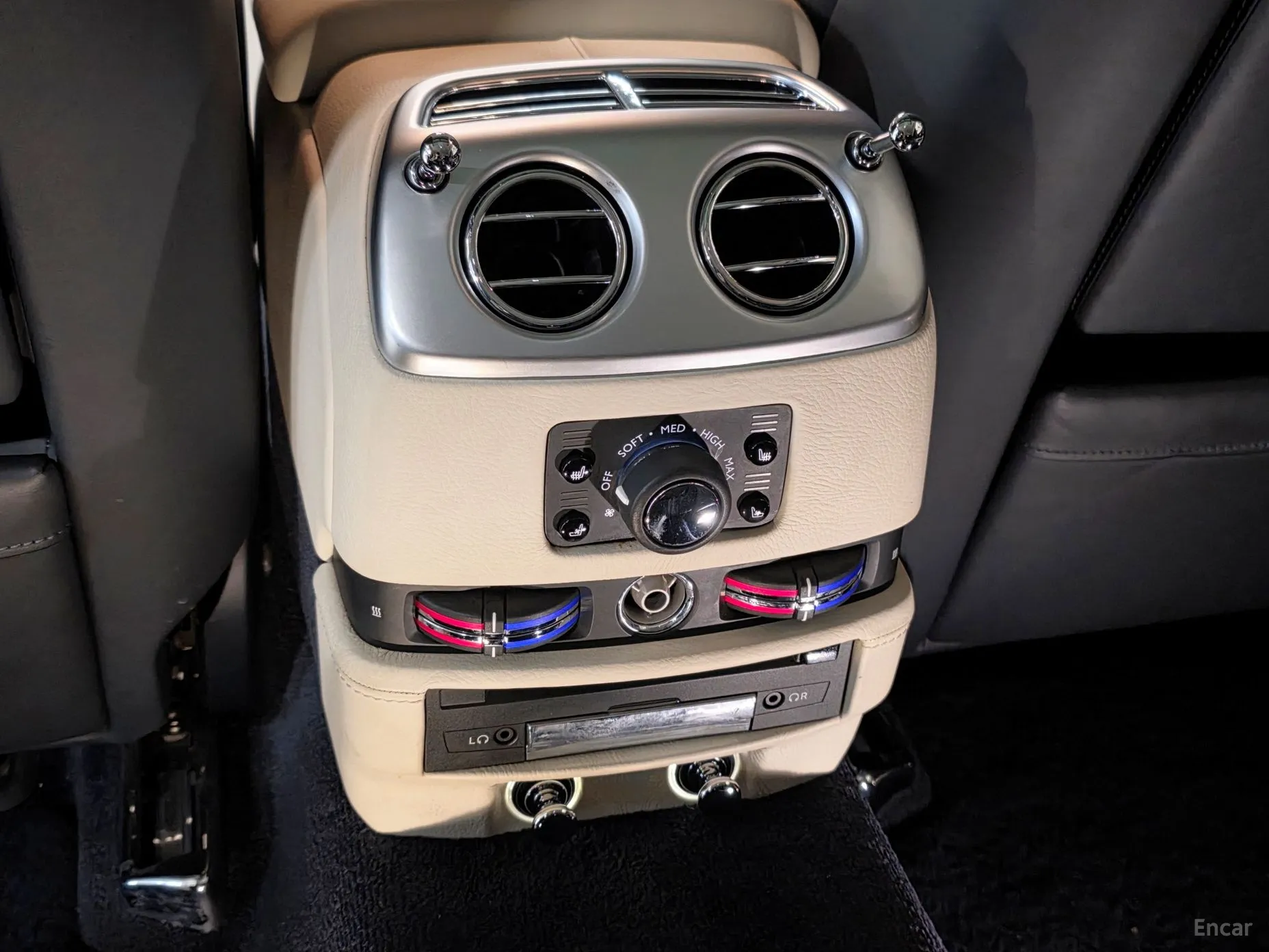 Rolls-Royce Ghost превью 19
