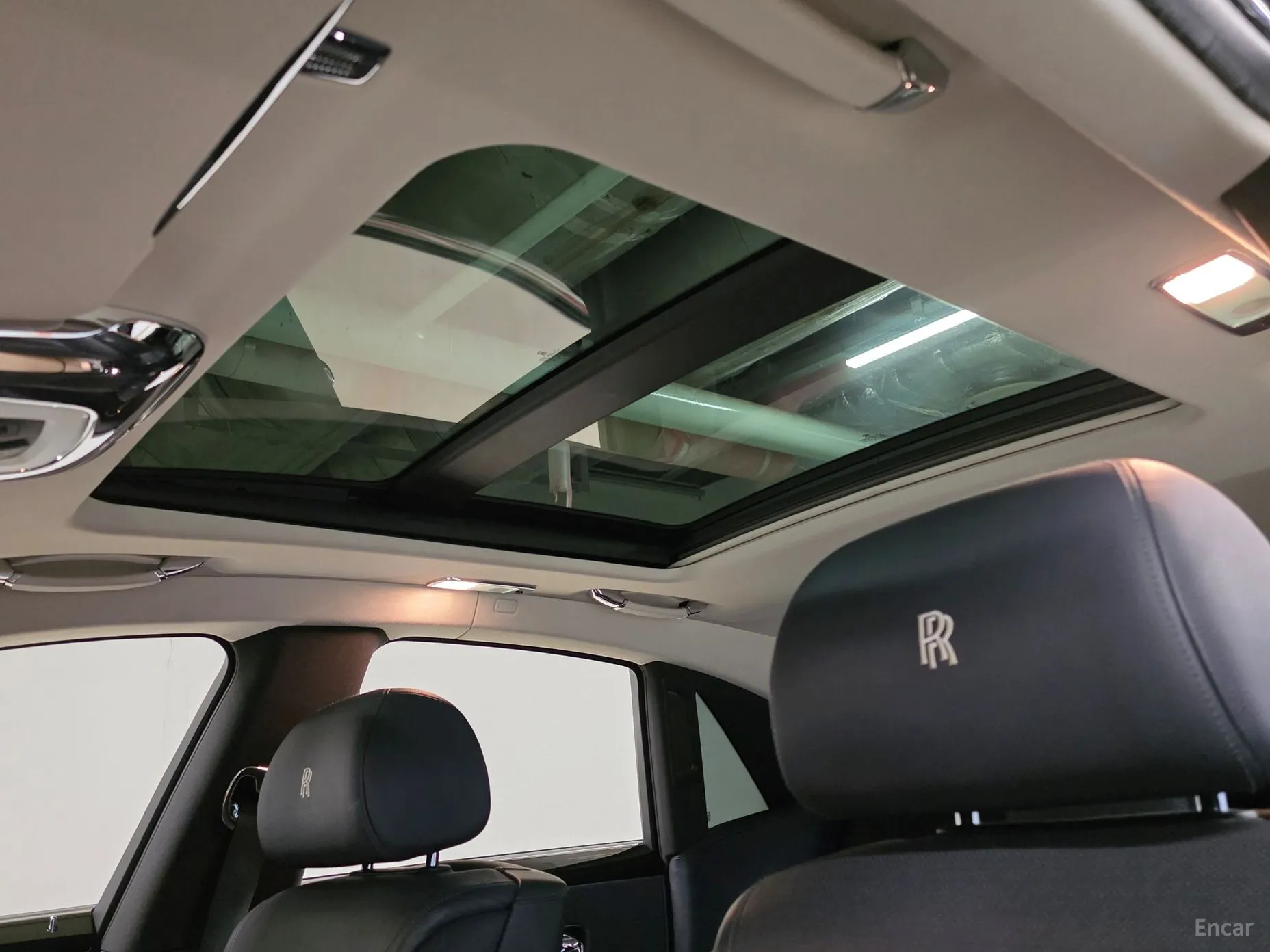 Rolls-Royce Ghost превью 20