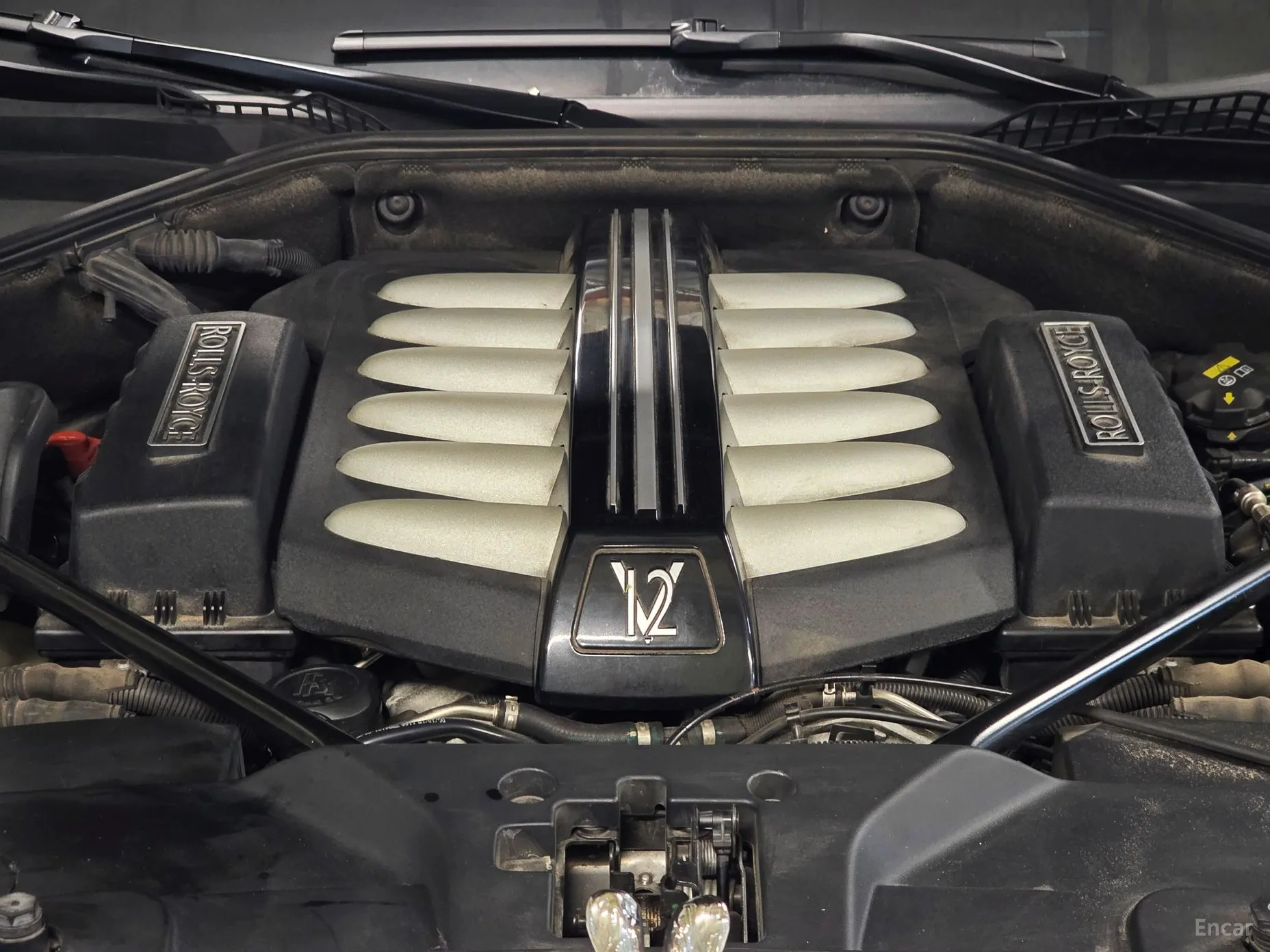 Rolls-Royce Ghost превью 6