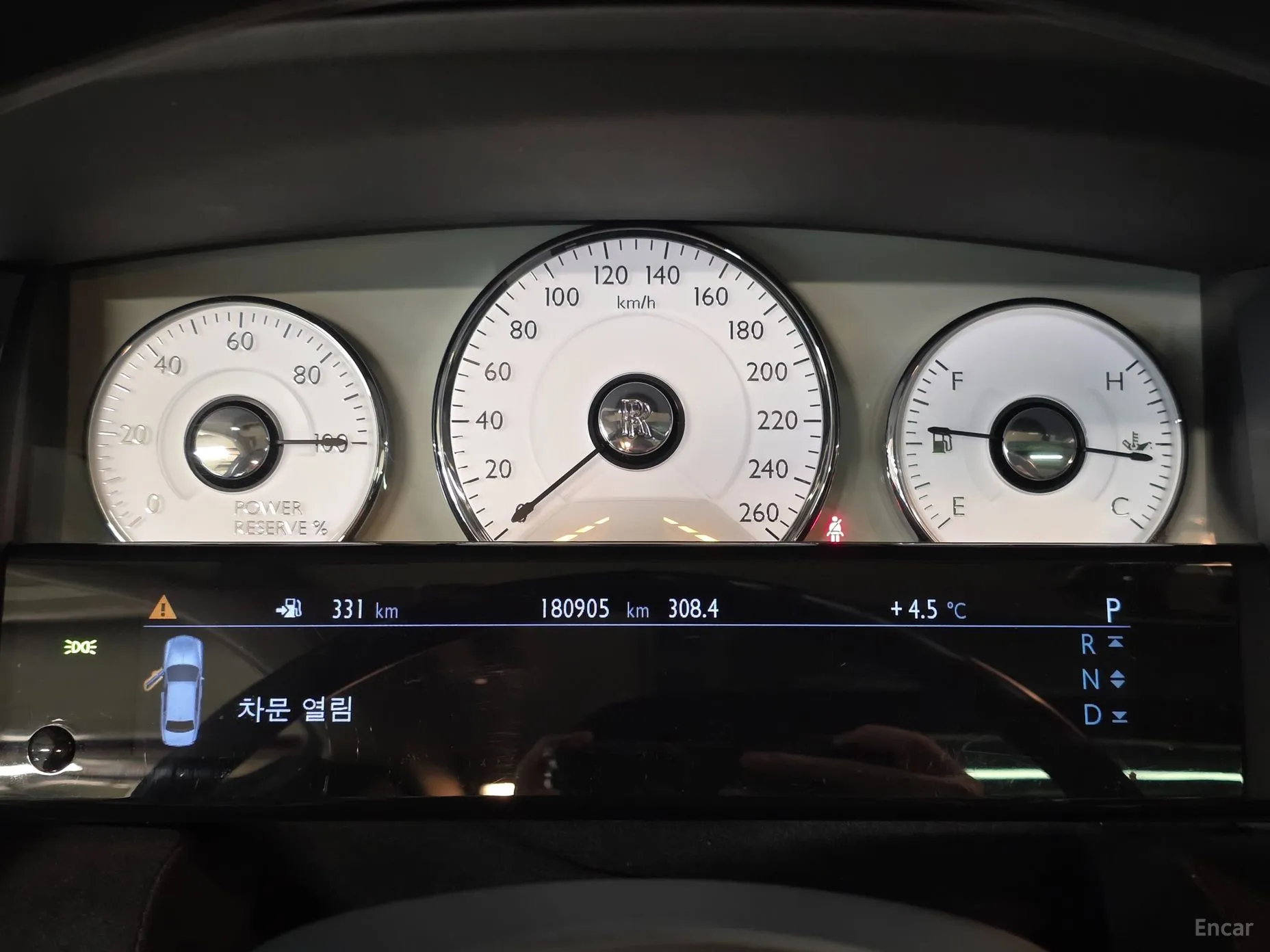 Rolls-Royce Ghost превью 9