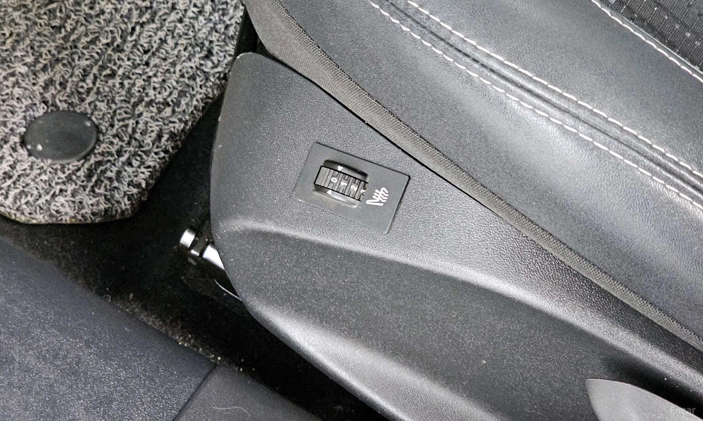 Peugeot 2008. превью 19