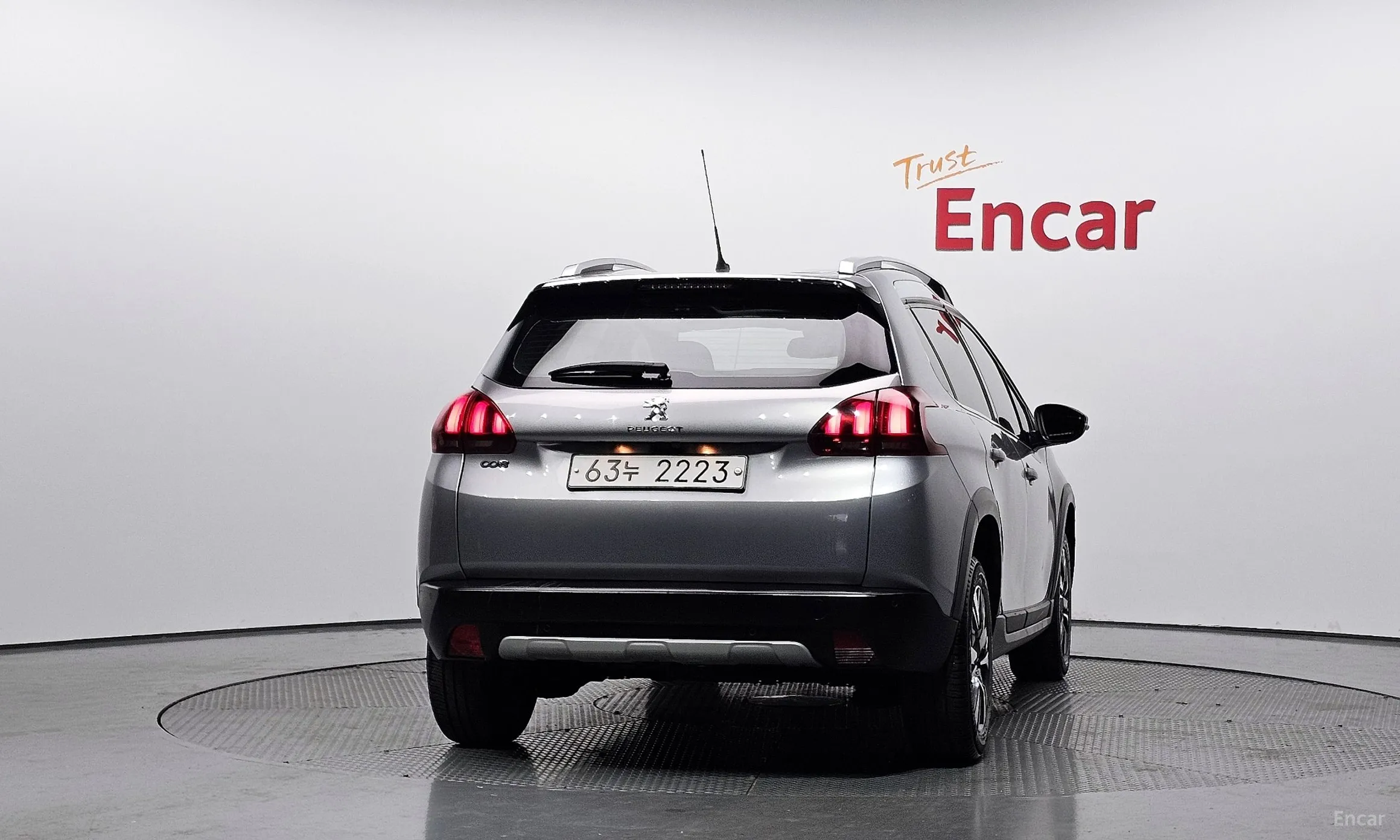 Peugeot 2008. превью 4