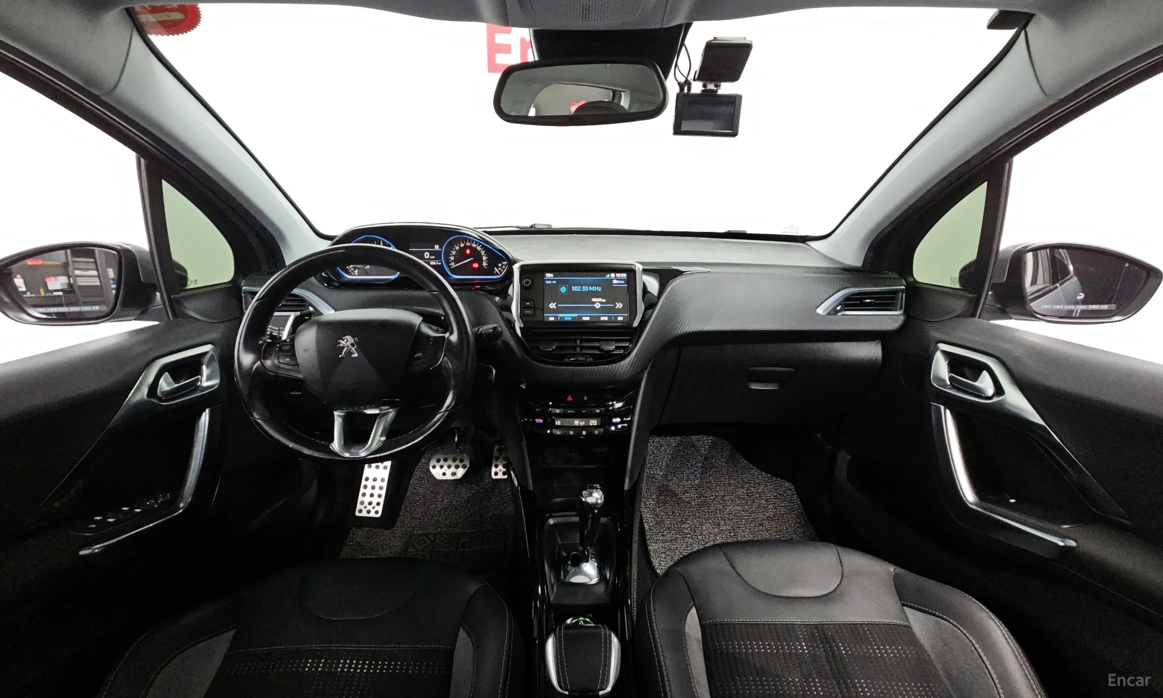 Peugeot 2008. превью 7