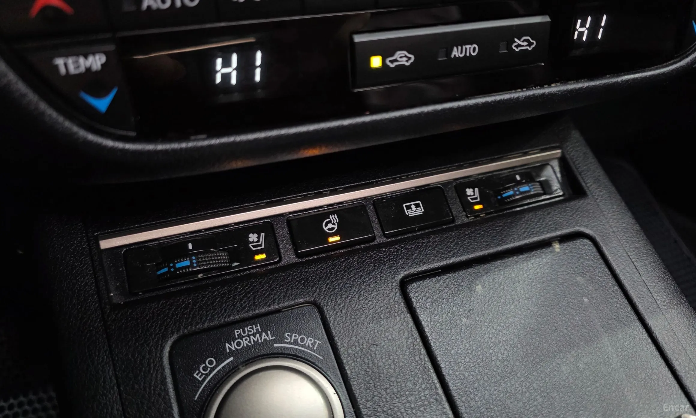 Lexus New ES300h превью 20
