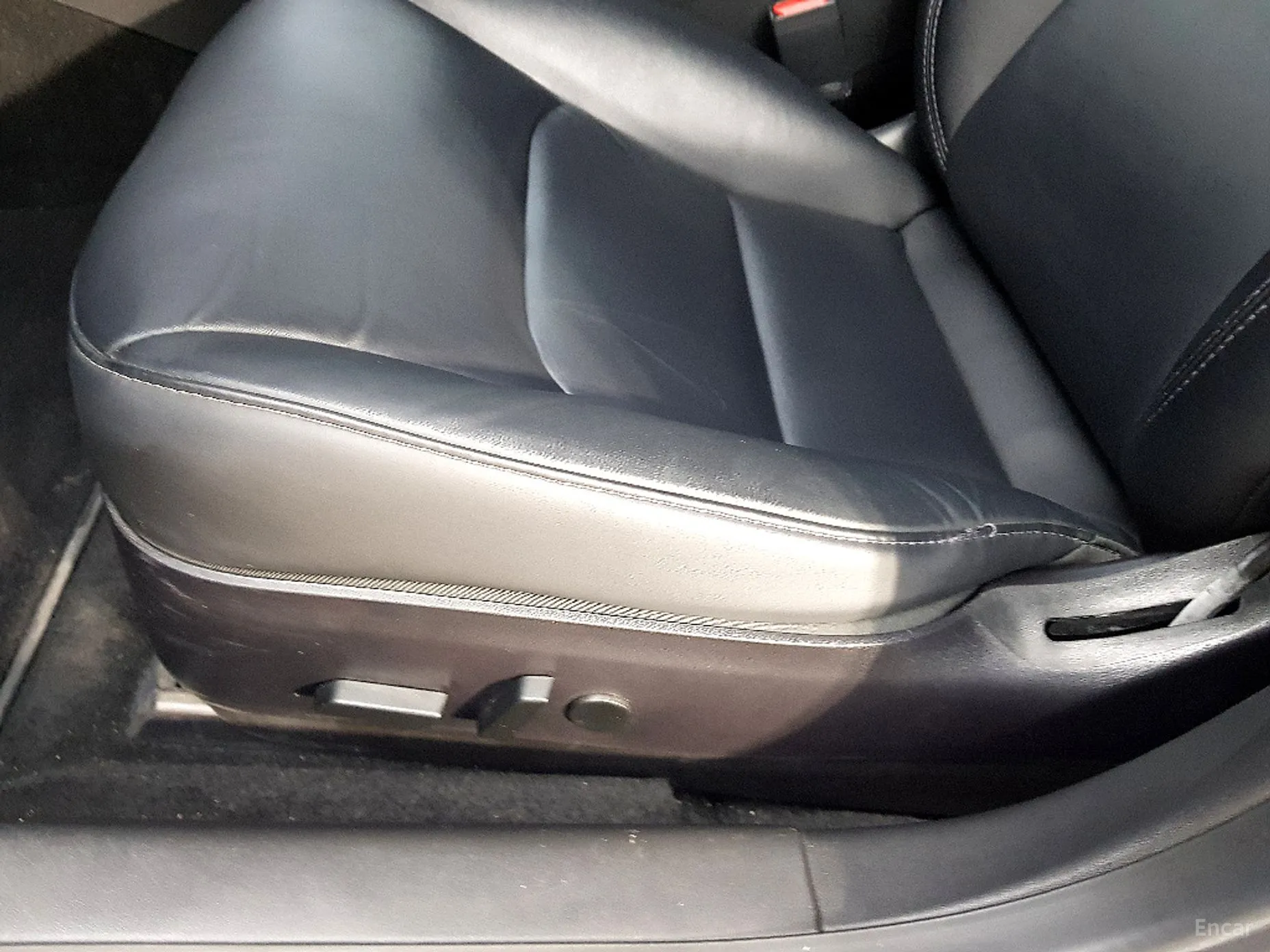 Tesla Model 3 превью 13