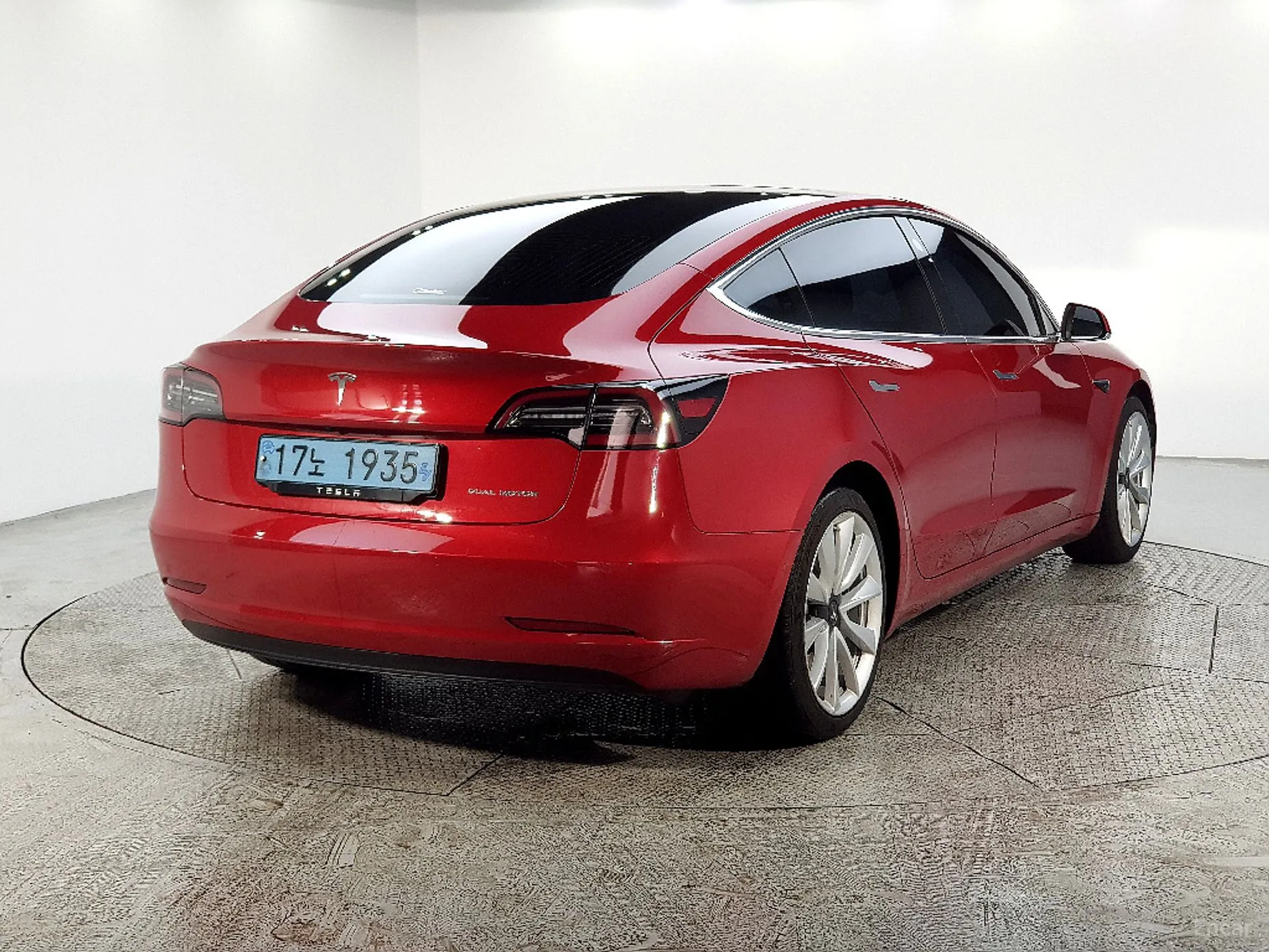 Tesla Model 3 превью 4