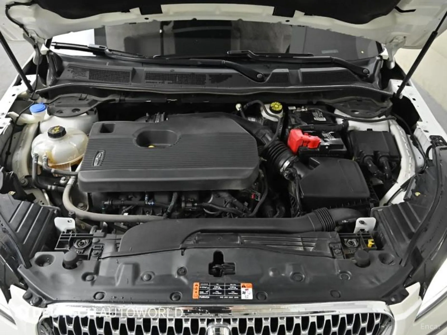 Lincoln Corsair превью 6
