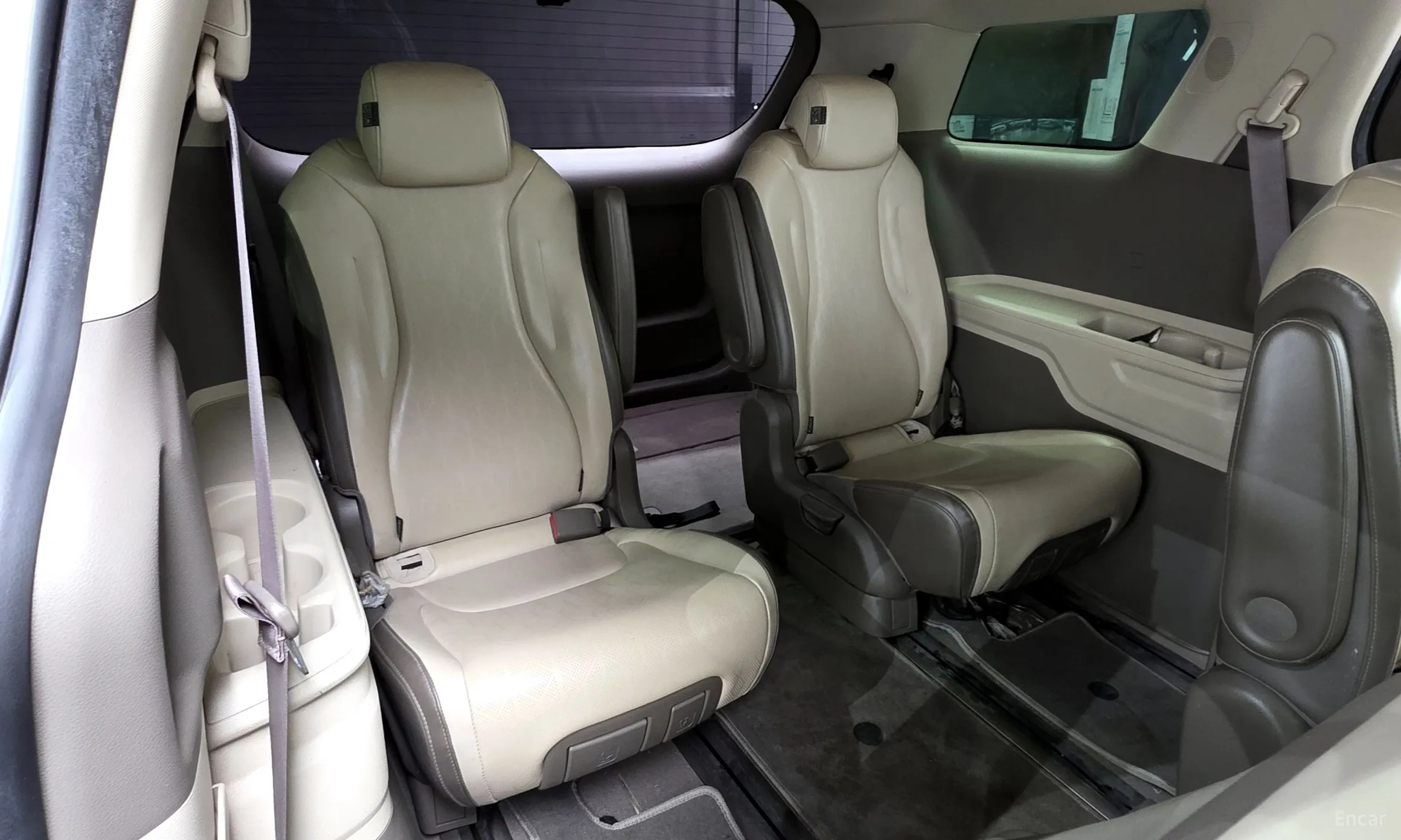 Kia Carnival Gen 4 превью 13