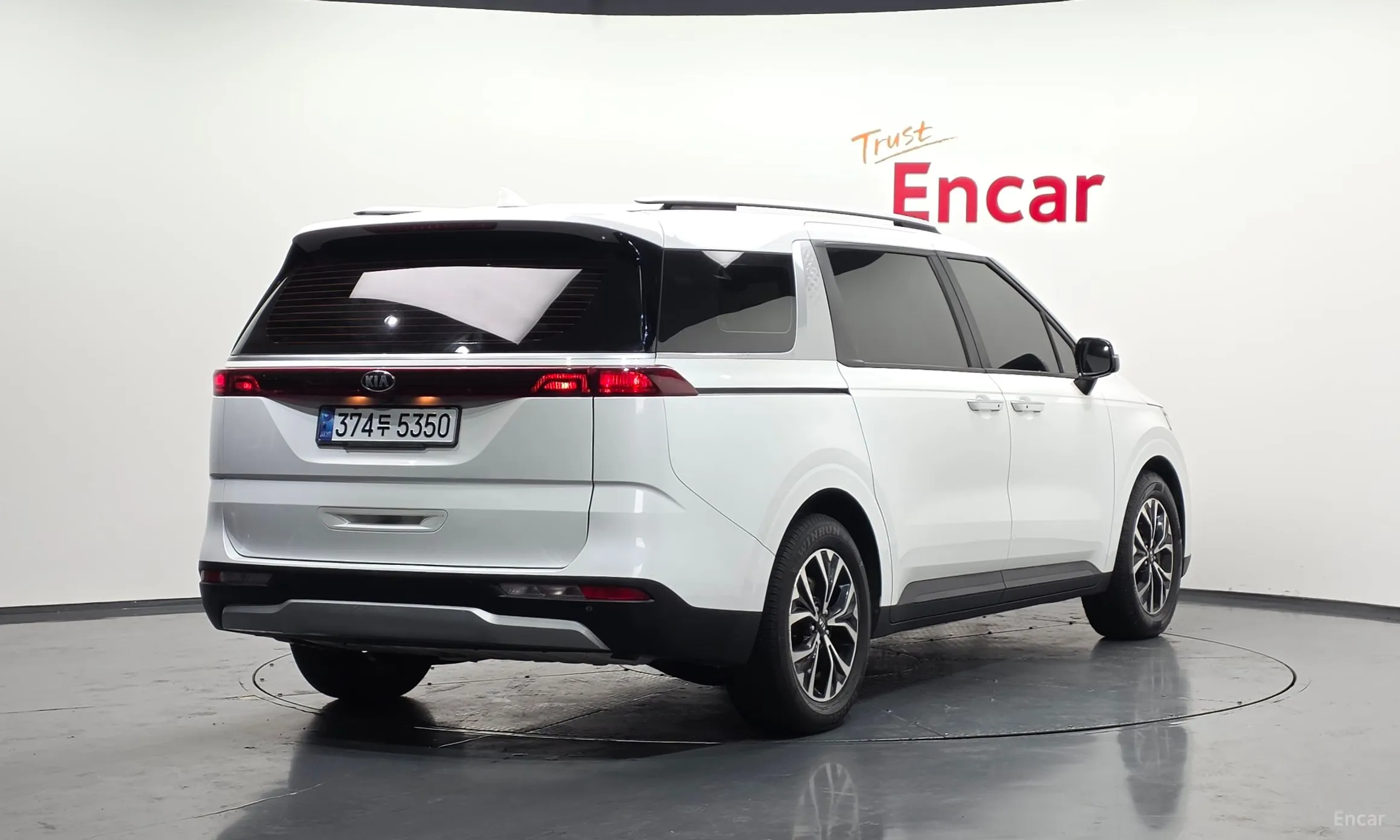 Kia Carnival Gen 4 превью 2