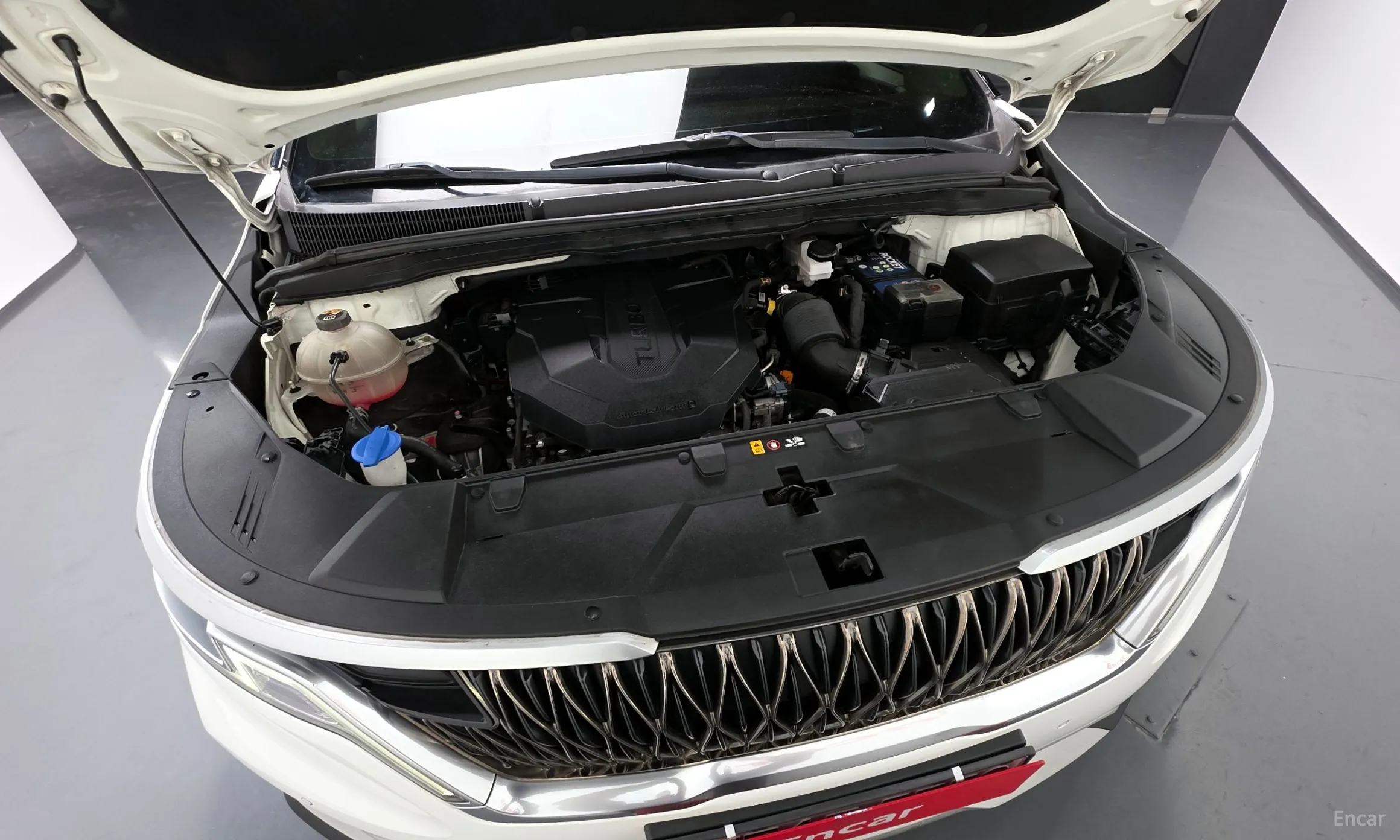 Kia Carnival Gen 4 превью 6