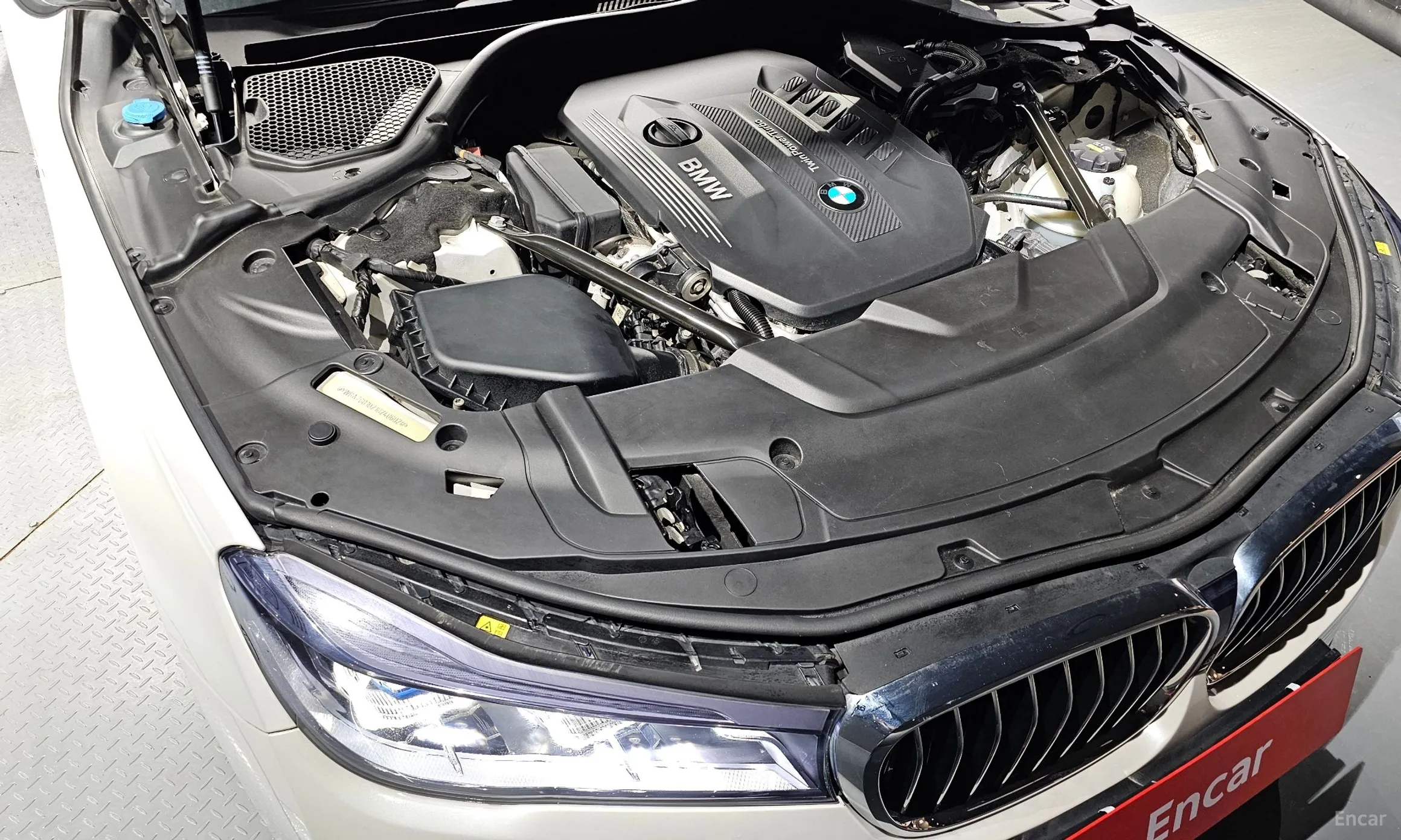 BMW 7 Series (G11) превью 6