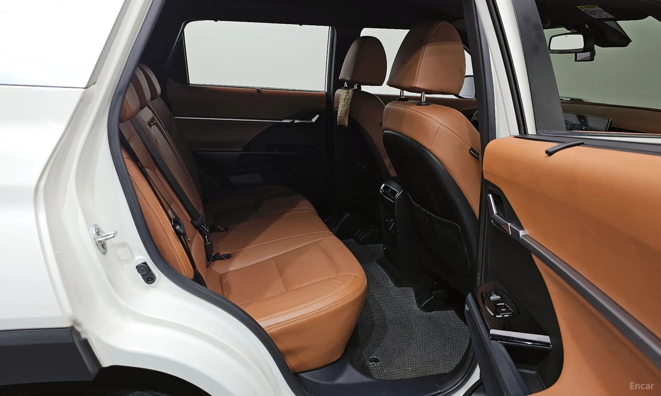 KG Mobility (SsangYong) Torres превью 12