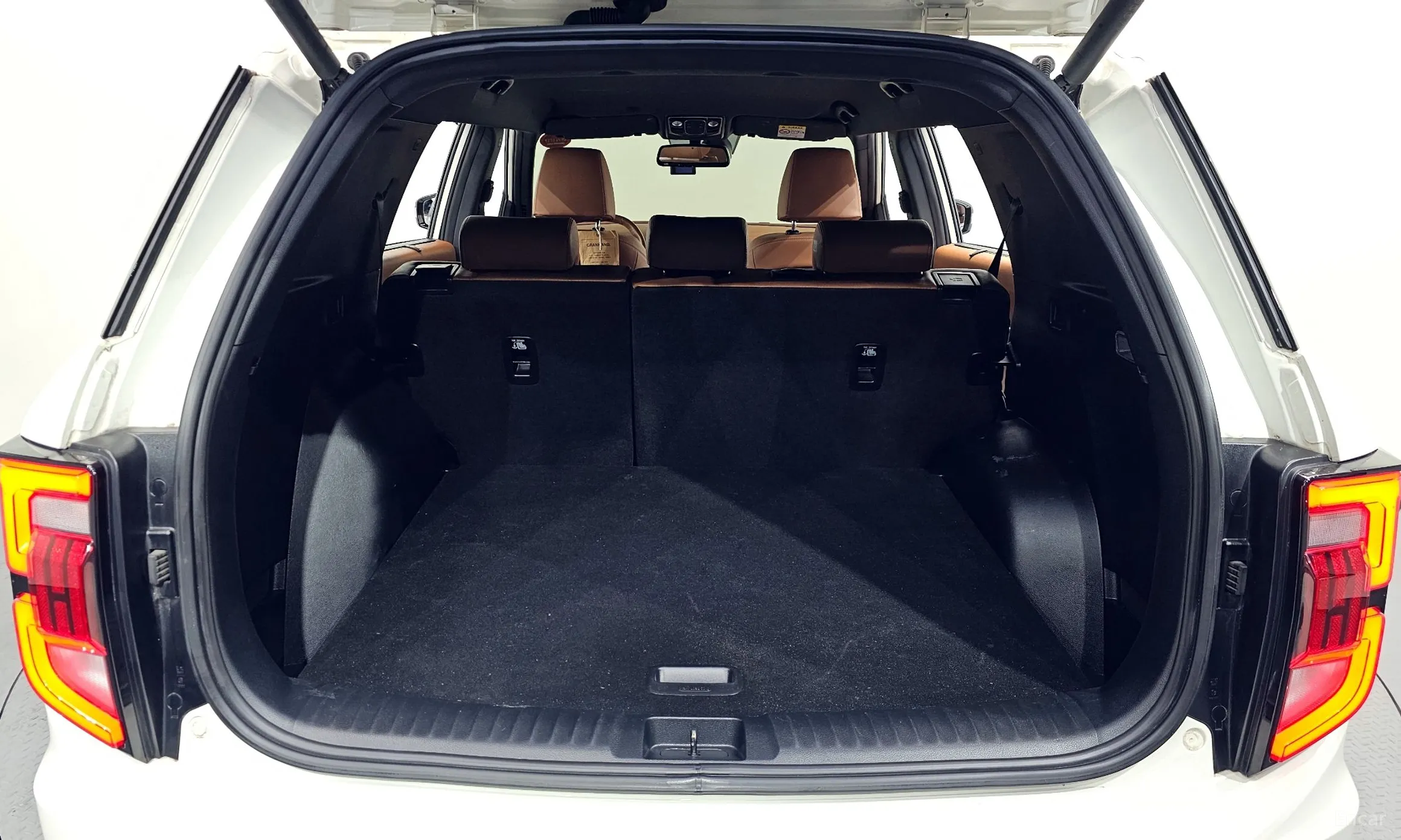 KG Mobility (SsangYong) Torres превью 20