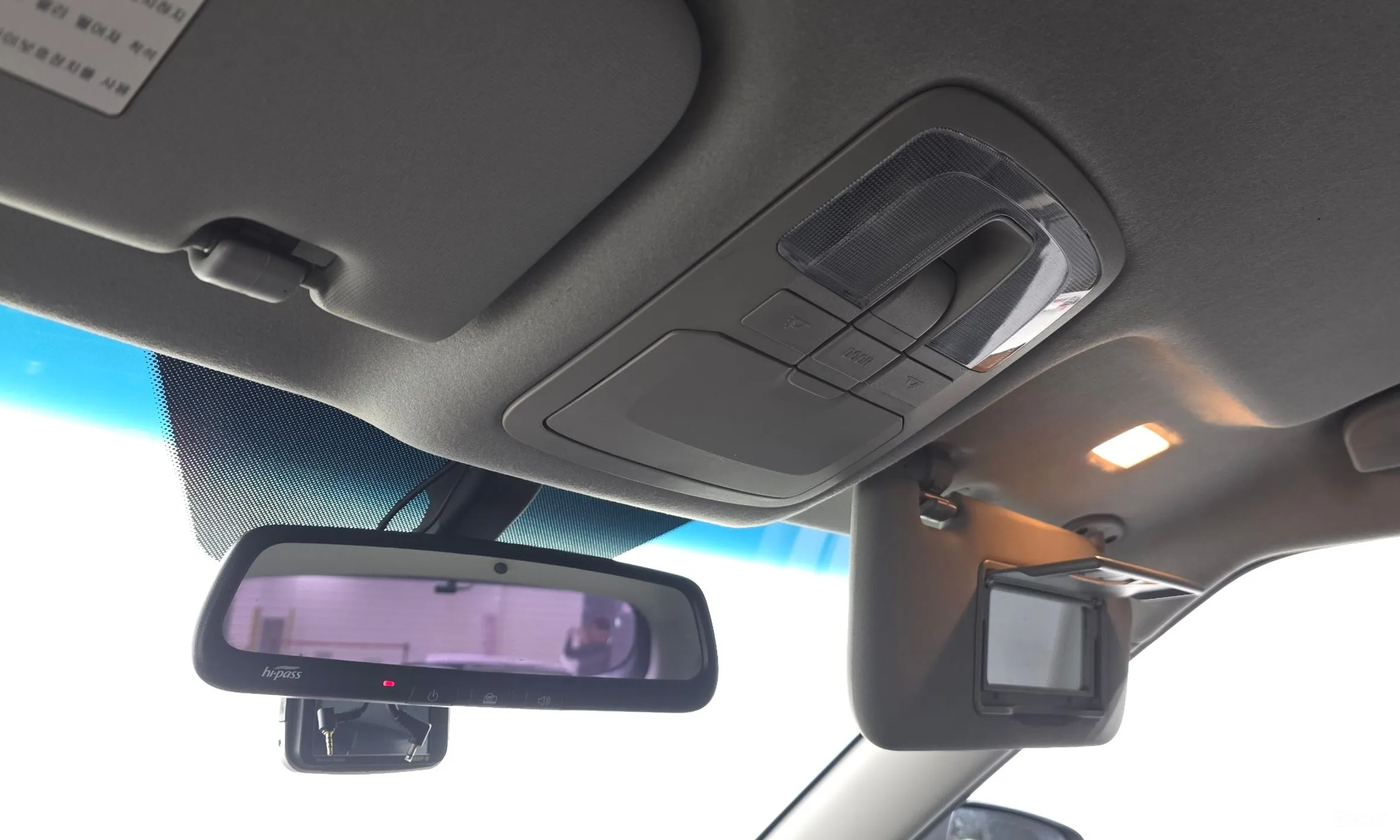 KG Mobility (SsangYong) Tivoli, Lazio превью 19