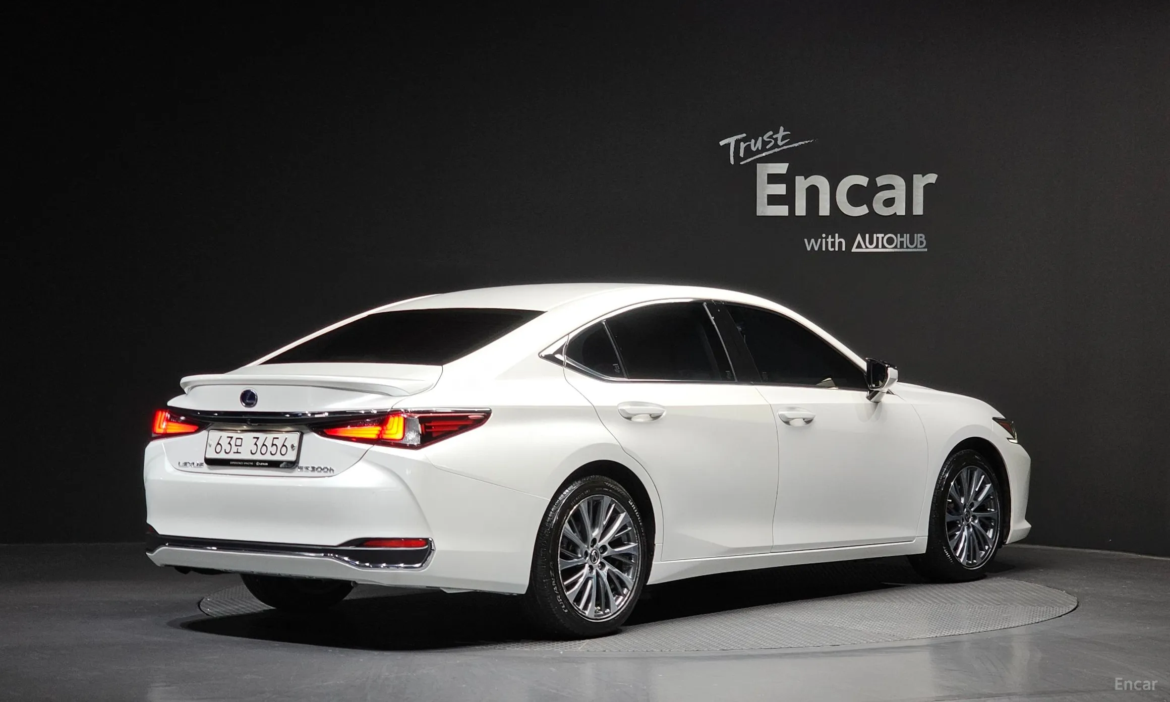 Lexus ES300h 7th Generation превью 2