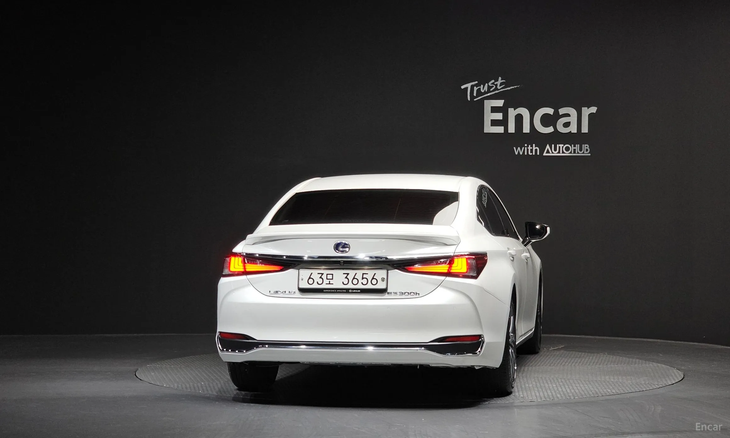 Lexus ES300h 7th Generation превью 4