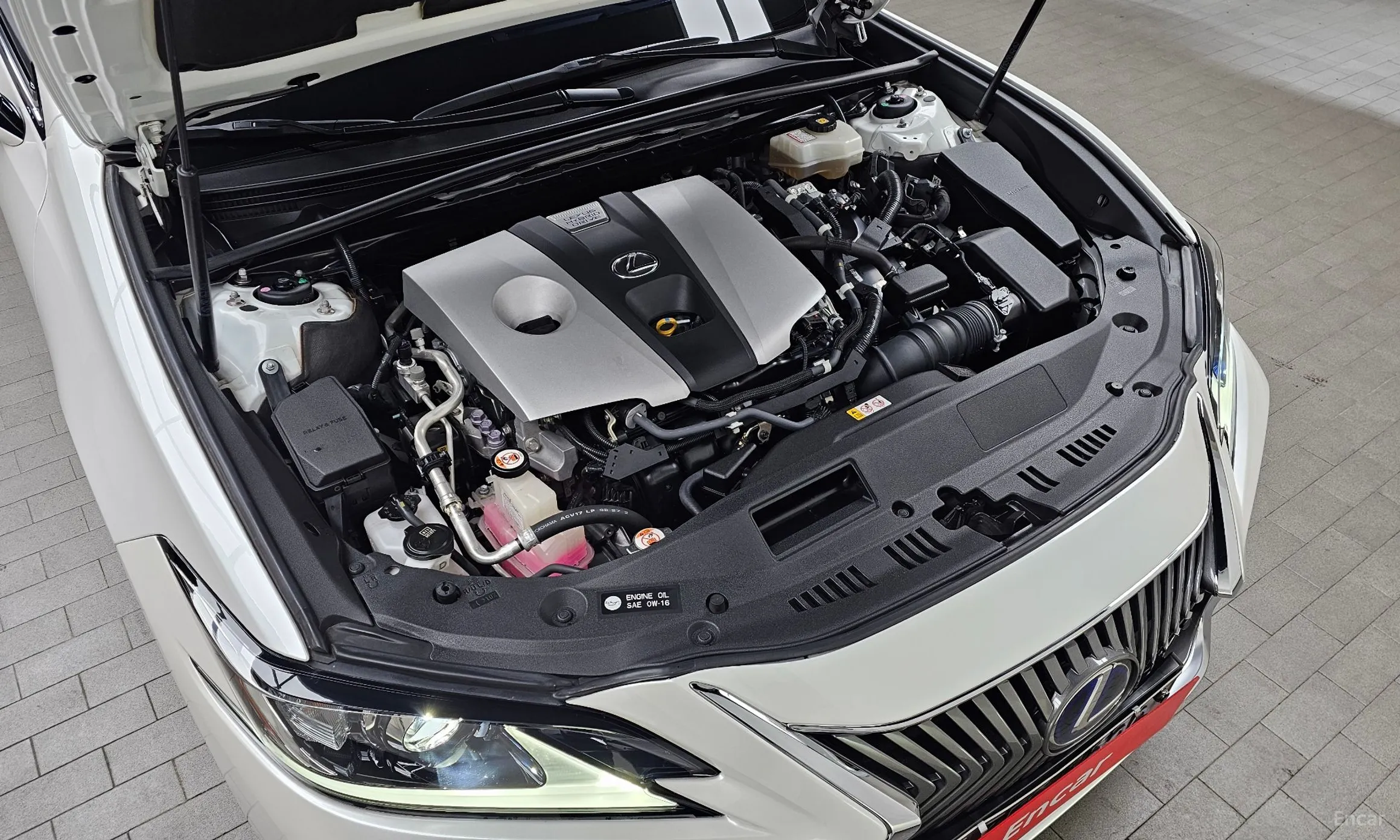 Lexus ES300h 7th Generation превью 6