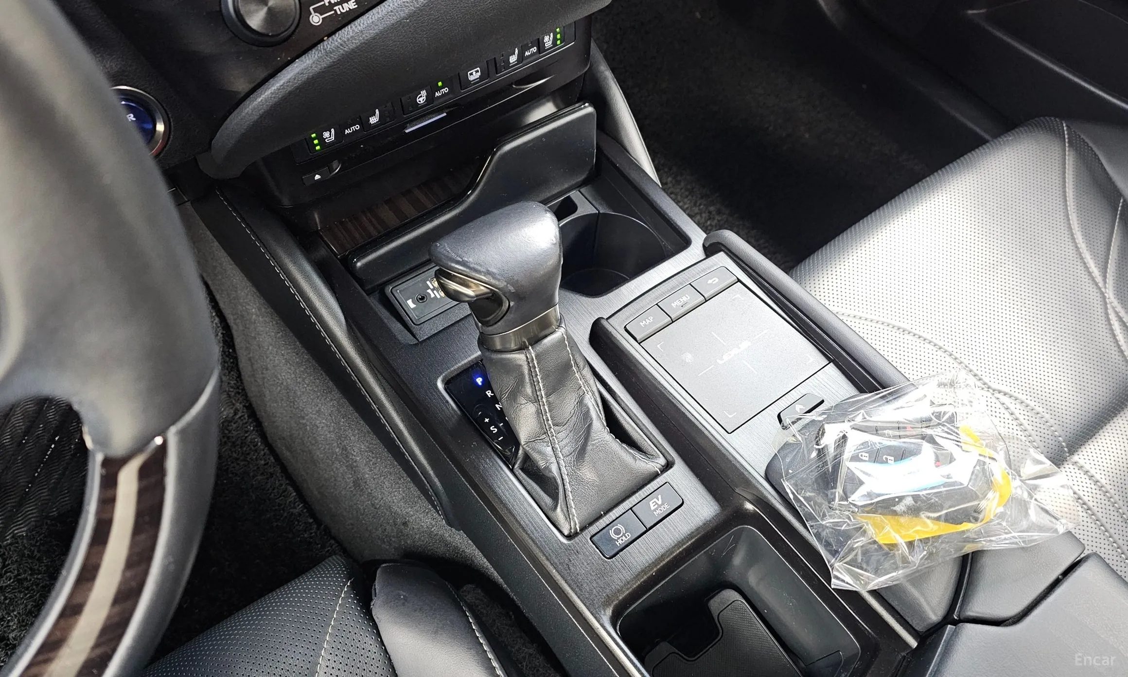 Lexus ES300h 7th Generation превью 9