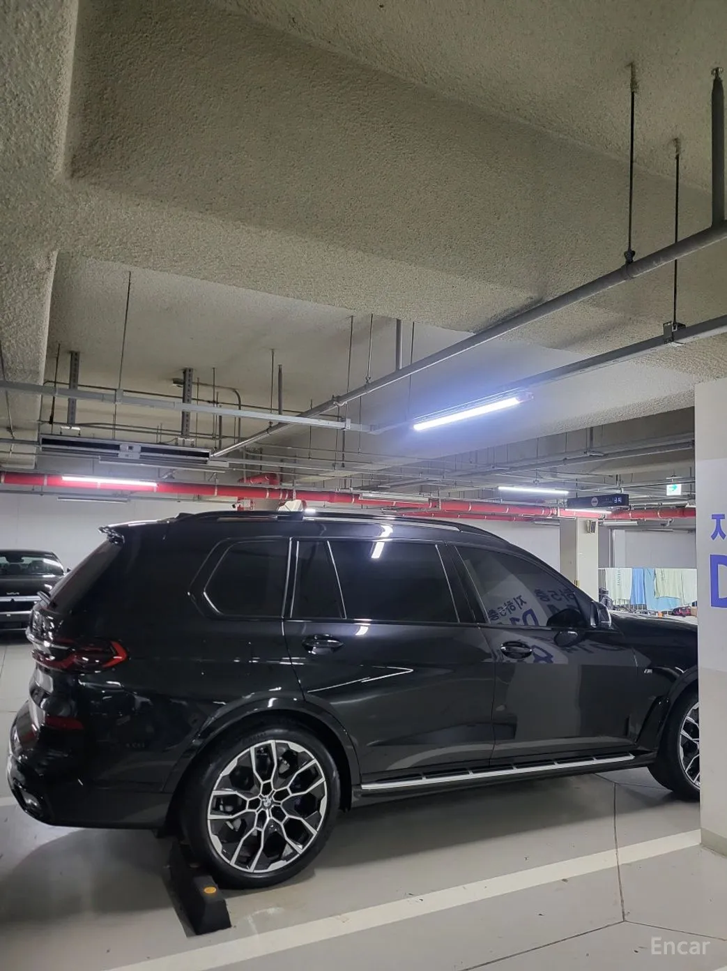 BMW X7 (G07) превью 8