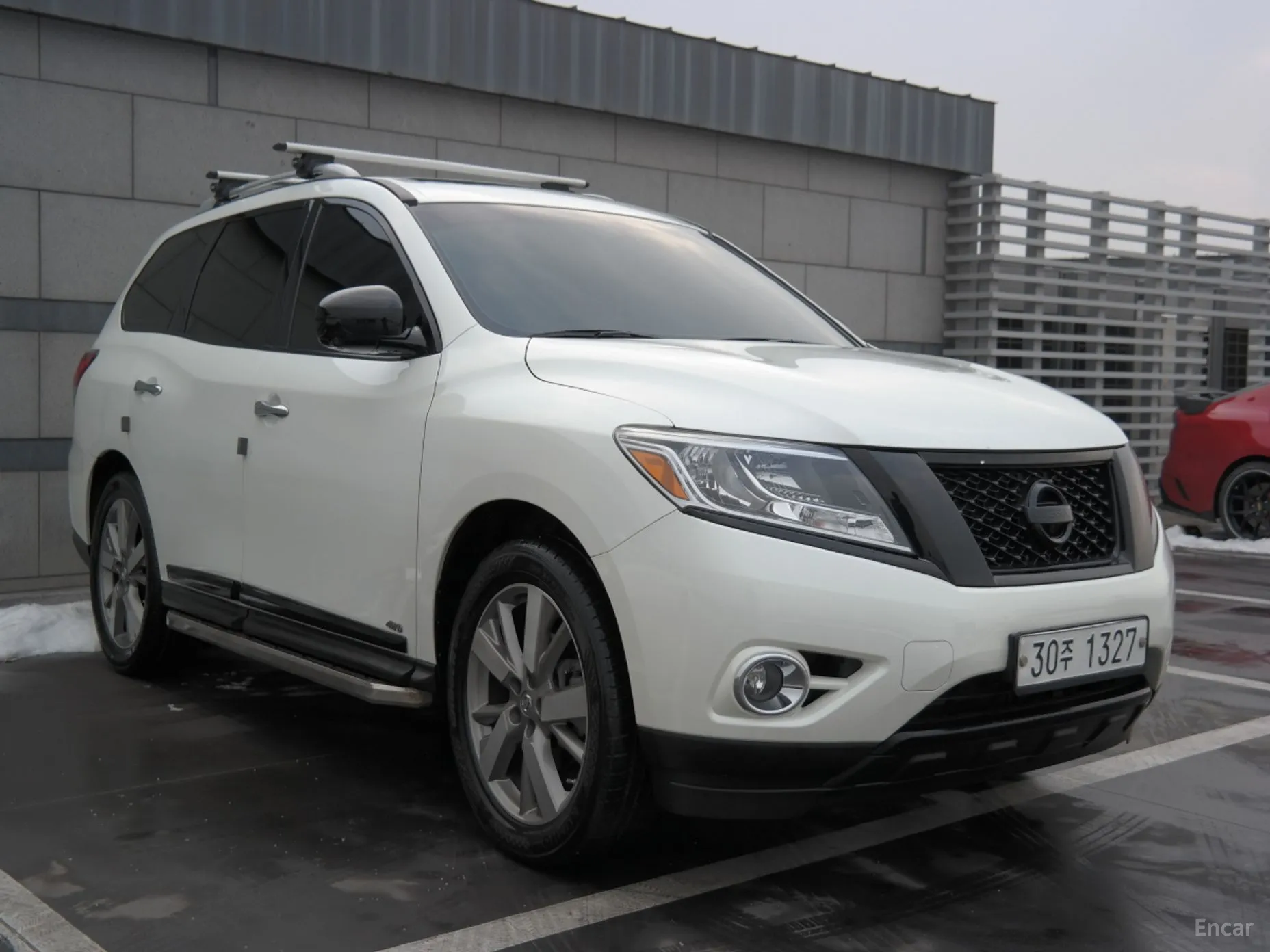 Nissan Pathfinder Gen 4