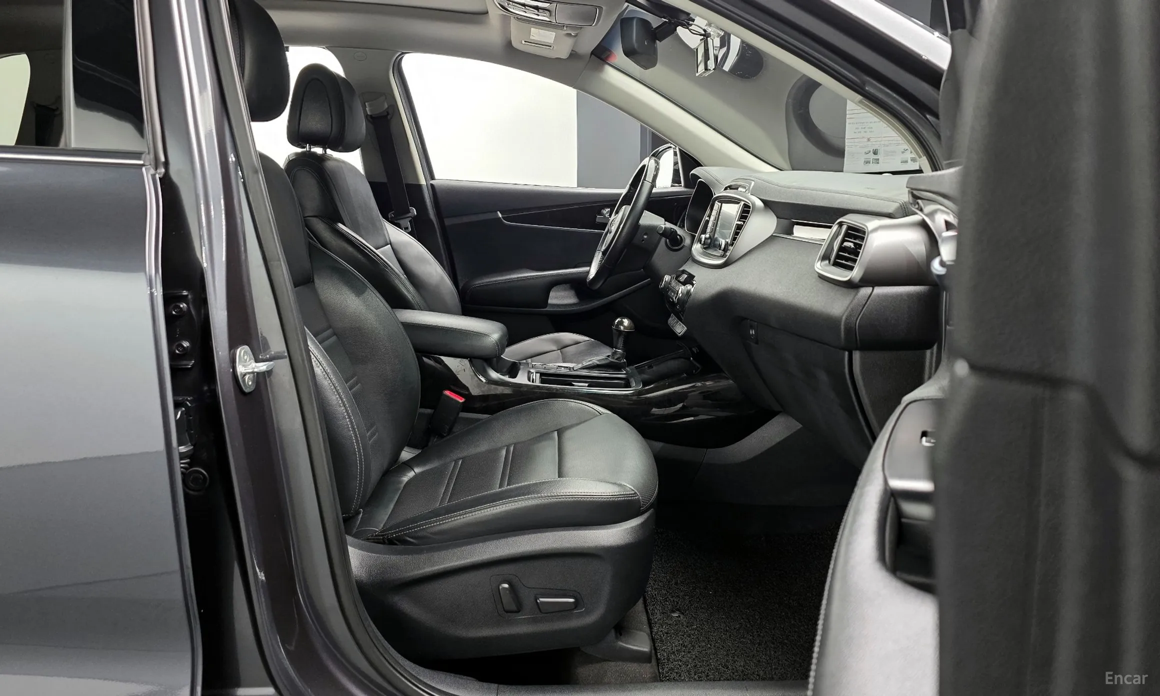 Kia Sorento превью 10