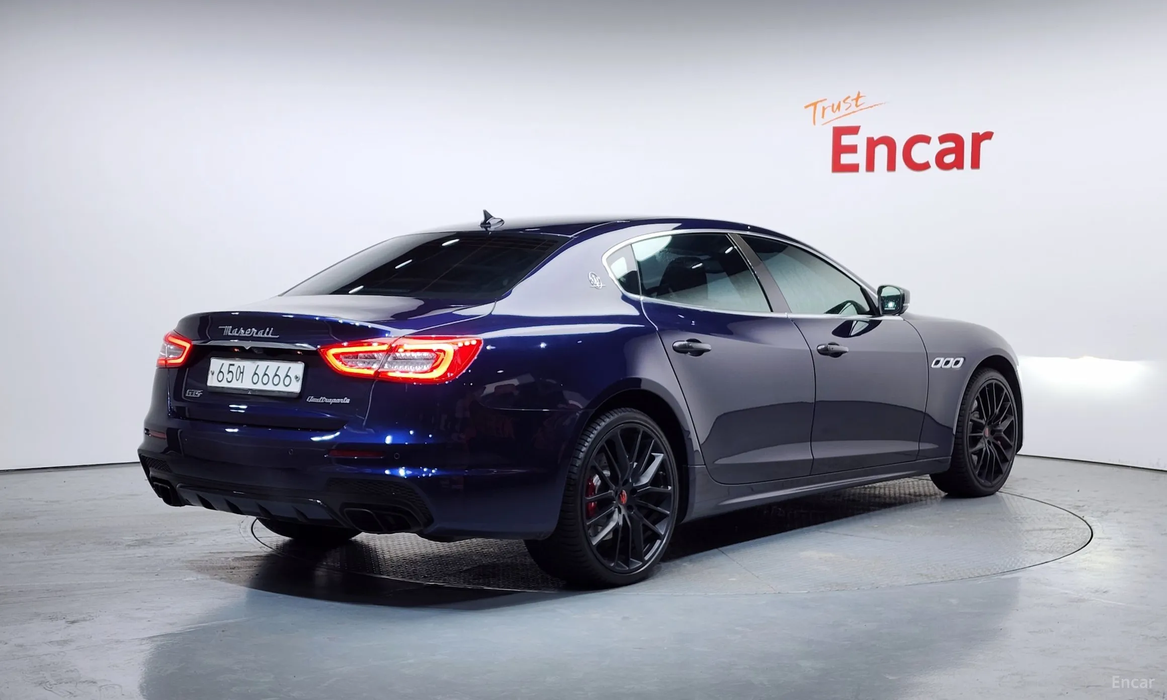 Maserati Quattroporte