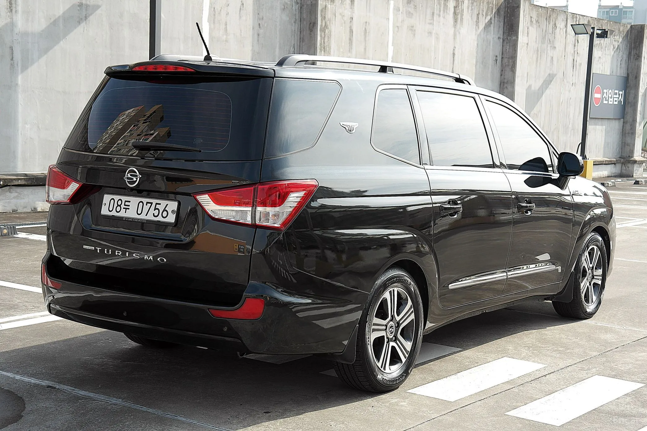 KG Mobility (SsangYong) Korando Turismo превью 2