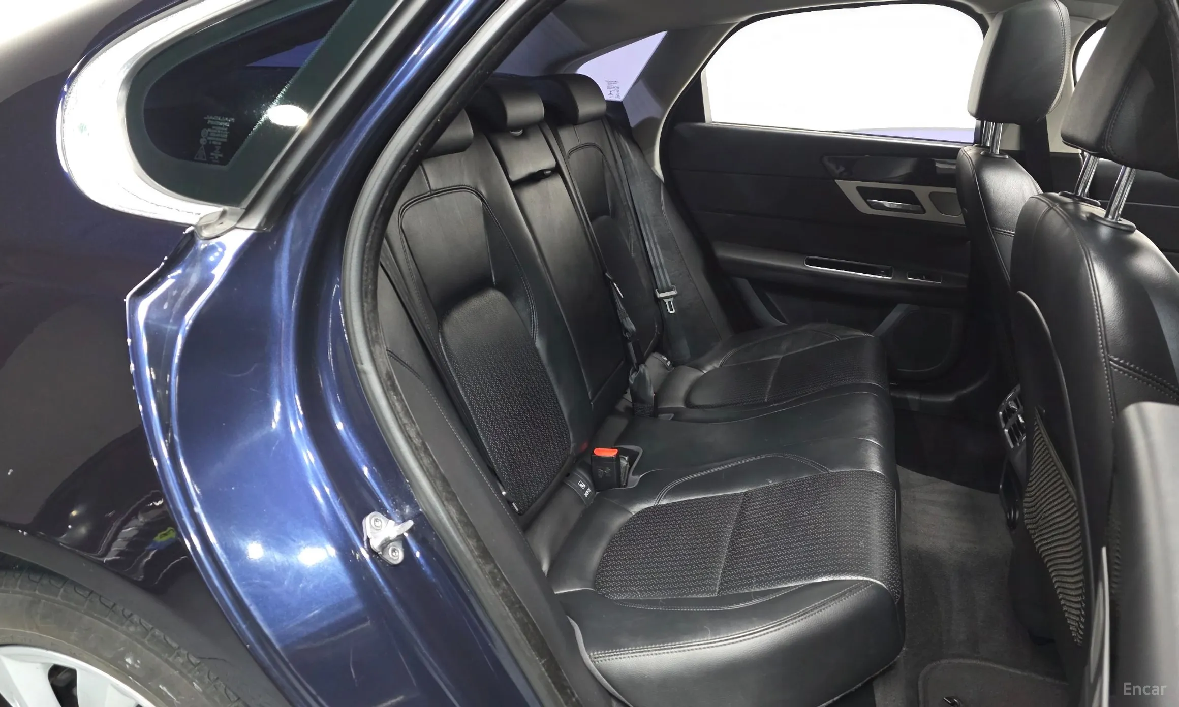 Jaguar XF (x260) превью 12