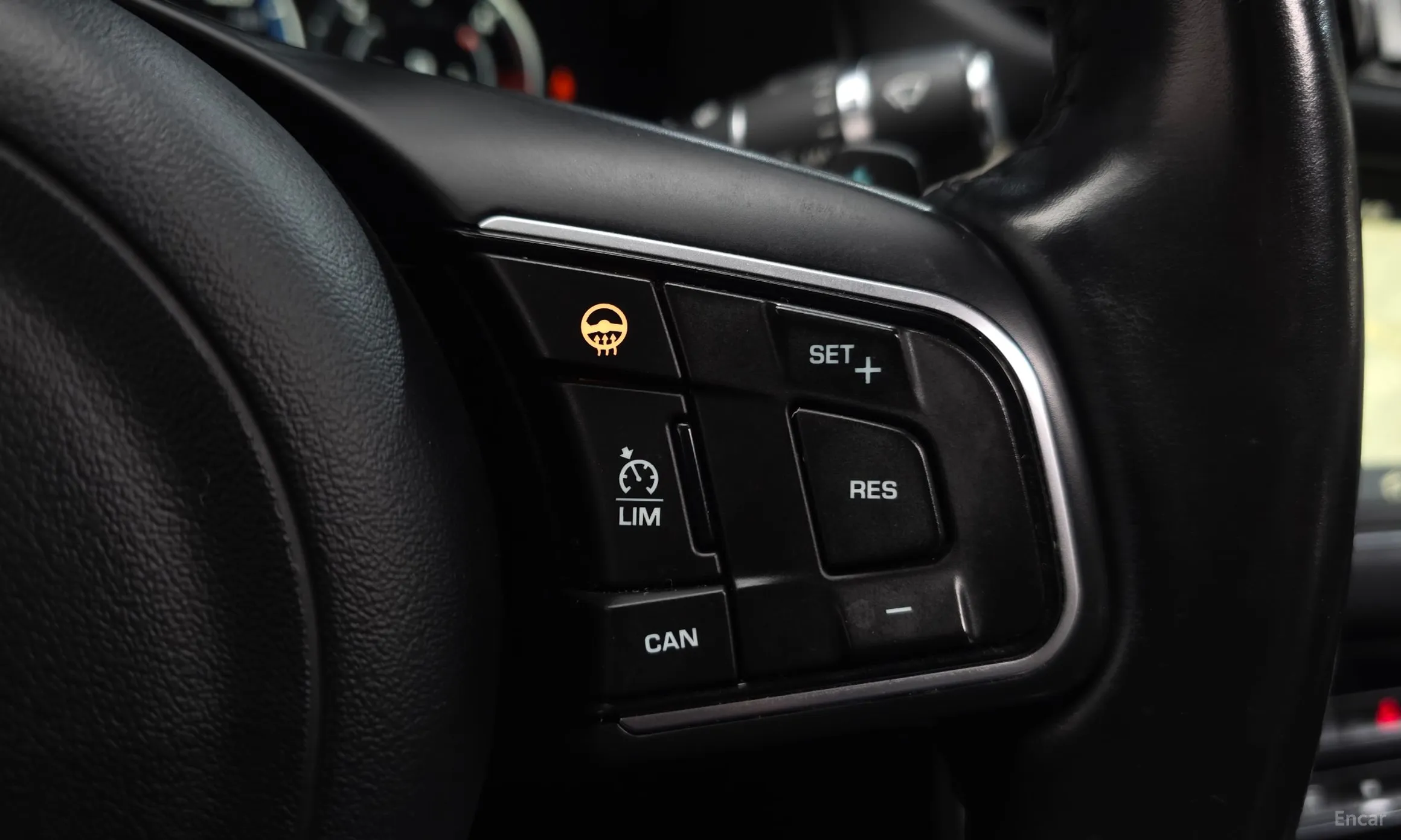 Jaguar XF (x260) превью 15