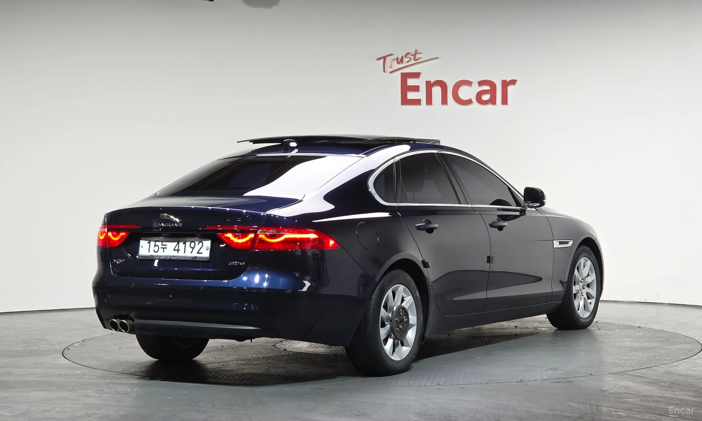 Jaguar XF (x260) превью 2