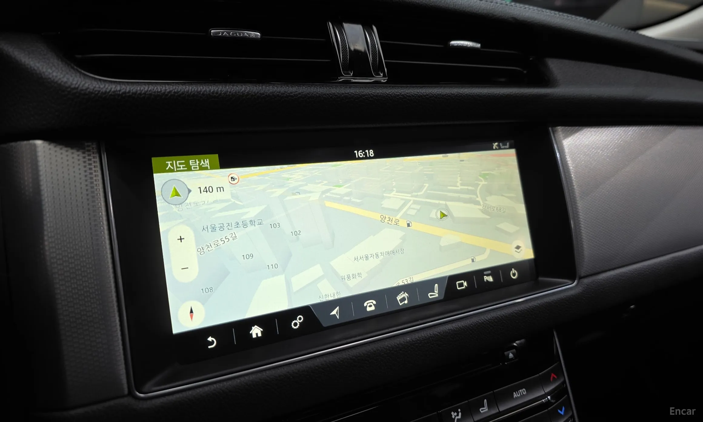 Jaguar XF (x260) превью 16