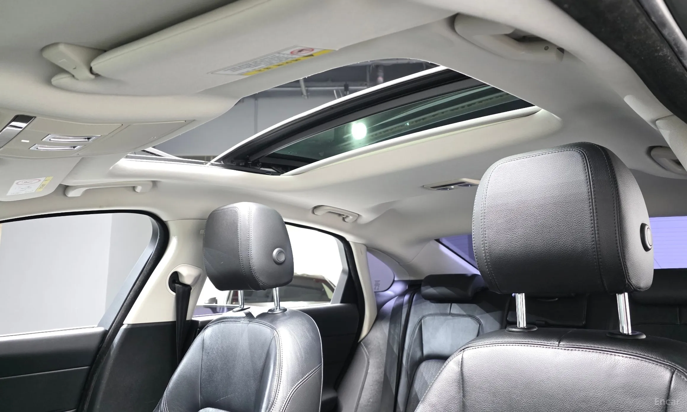 Jaguar XF (x260) превью 18