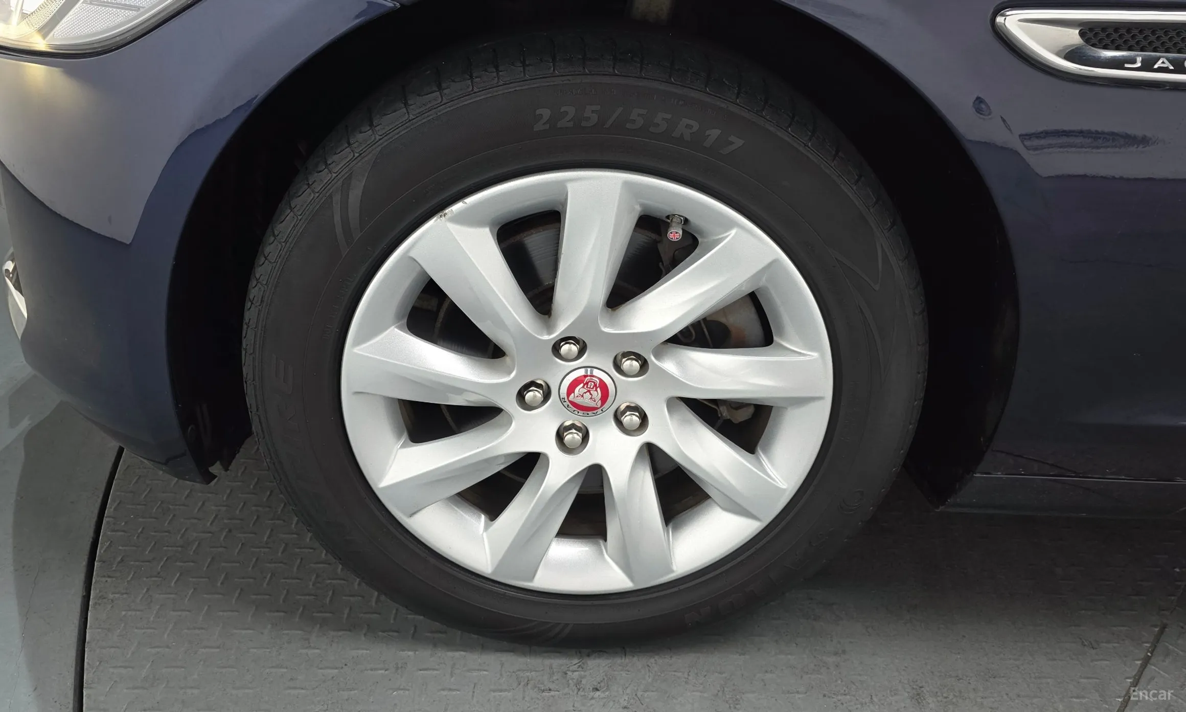 Jaguar XF (x260) превью 5