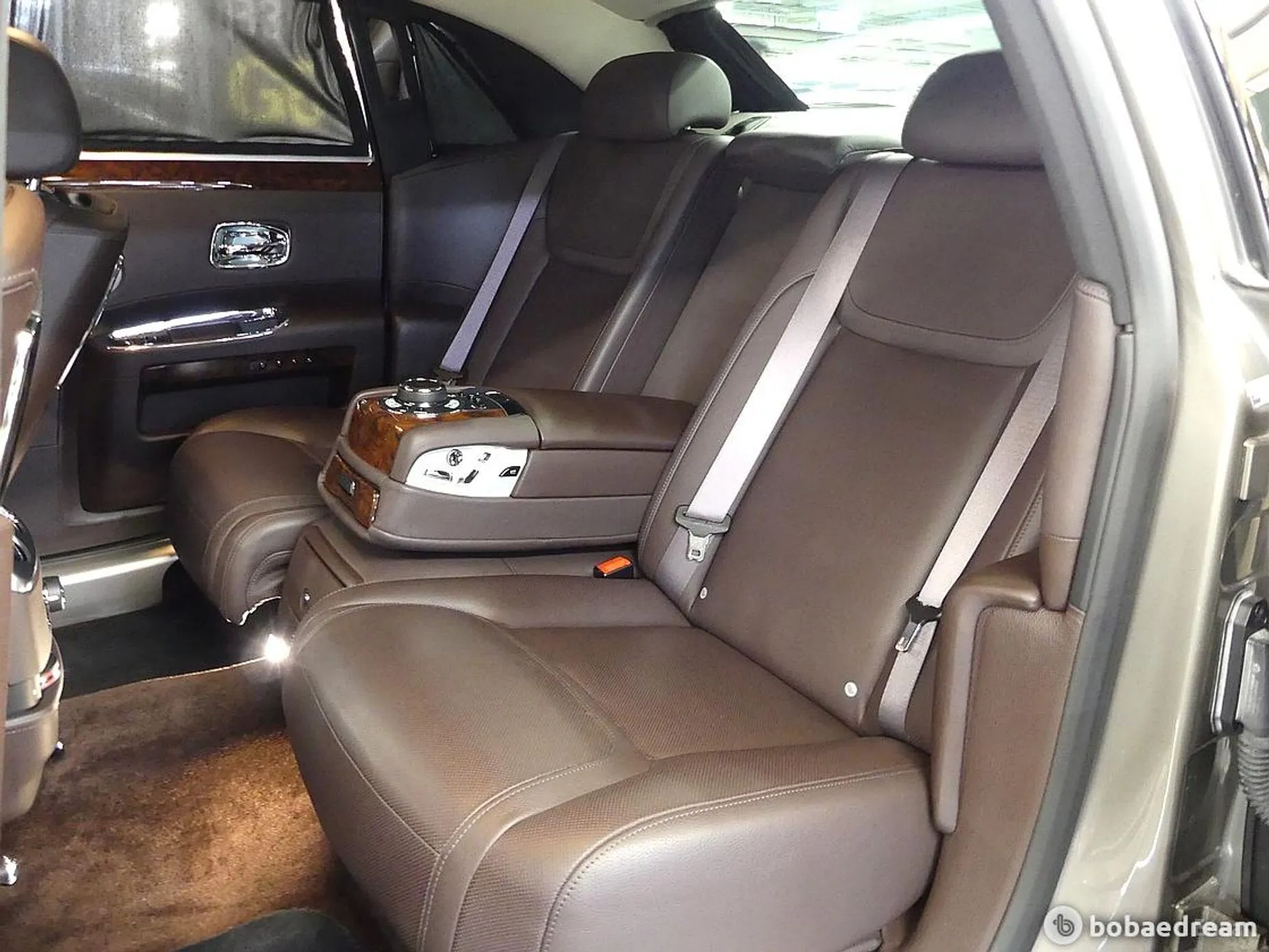 Rolls-Royce Ghost превью 17