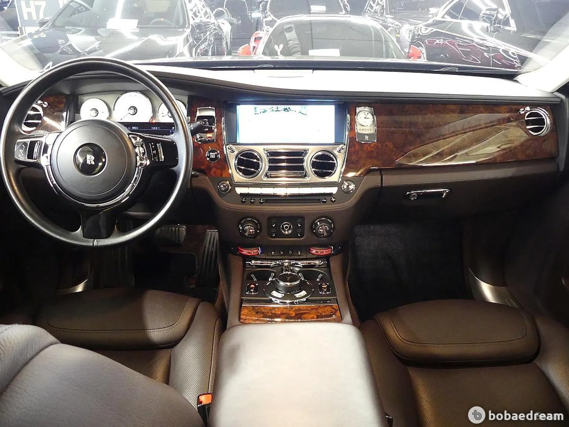 Rolls-Royce Ghost превью 7