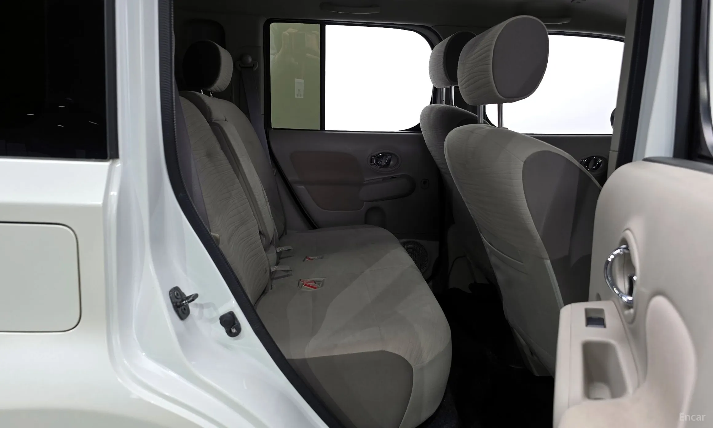 Nissan Cube превью 12