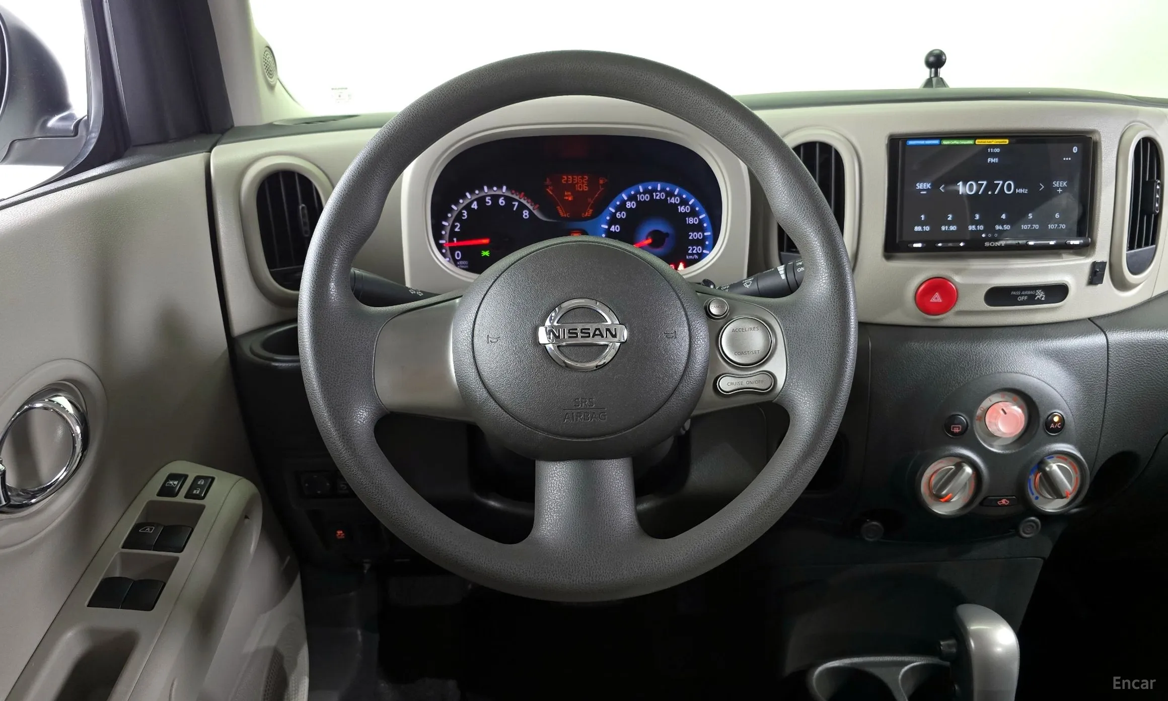 Nissan Cube превью 13