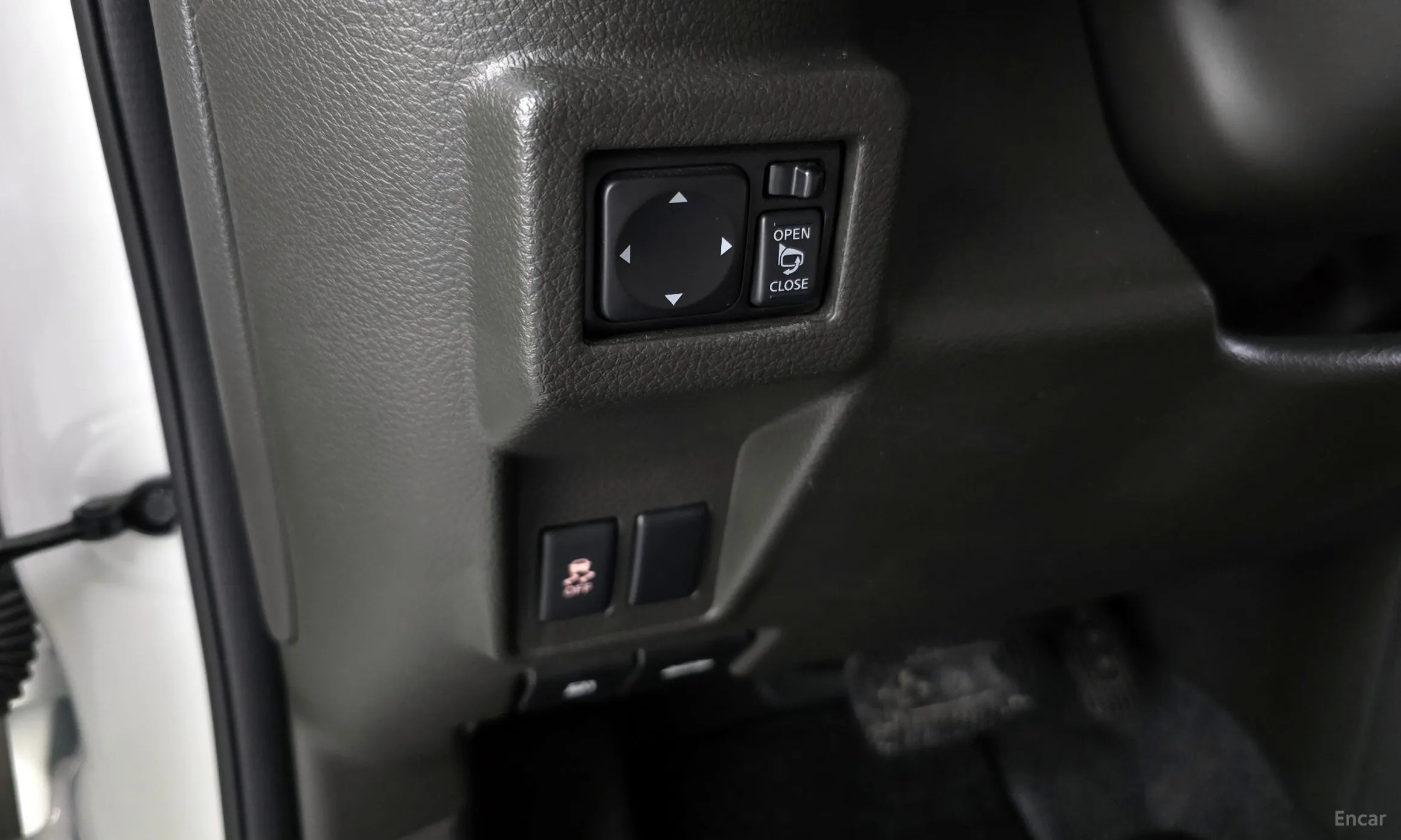Nissan Cube превью 16