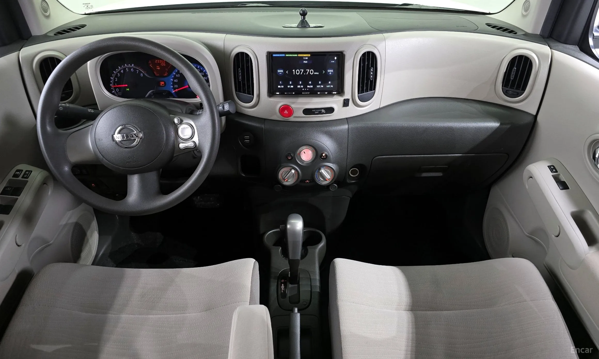 Nissan Cube превью 7